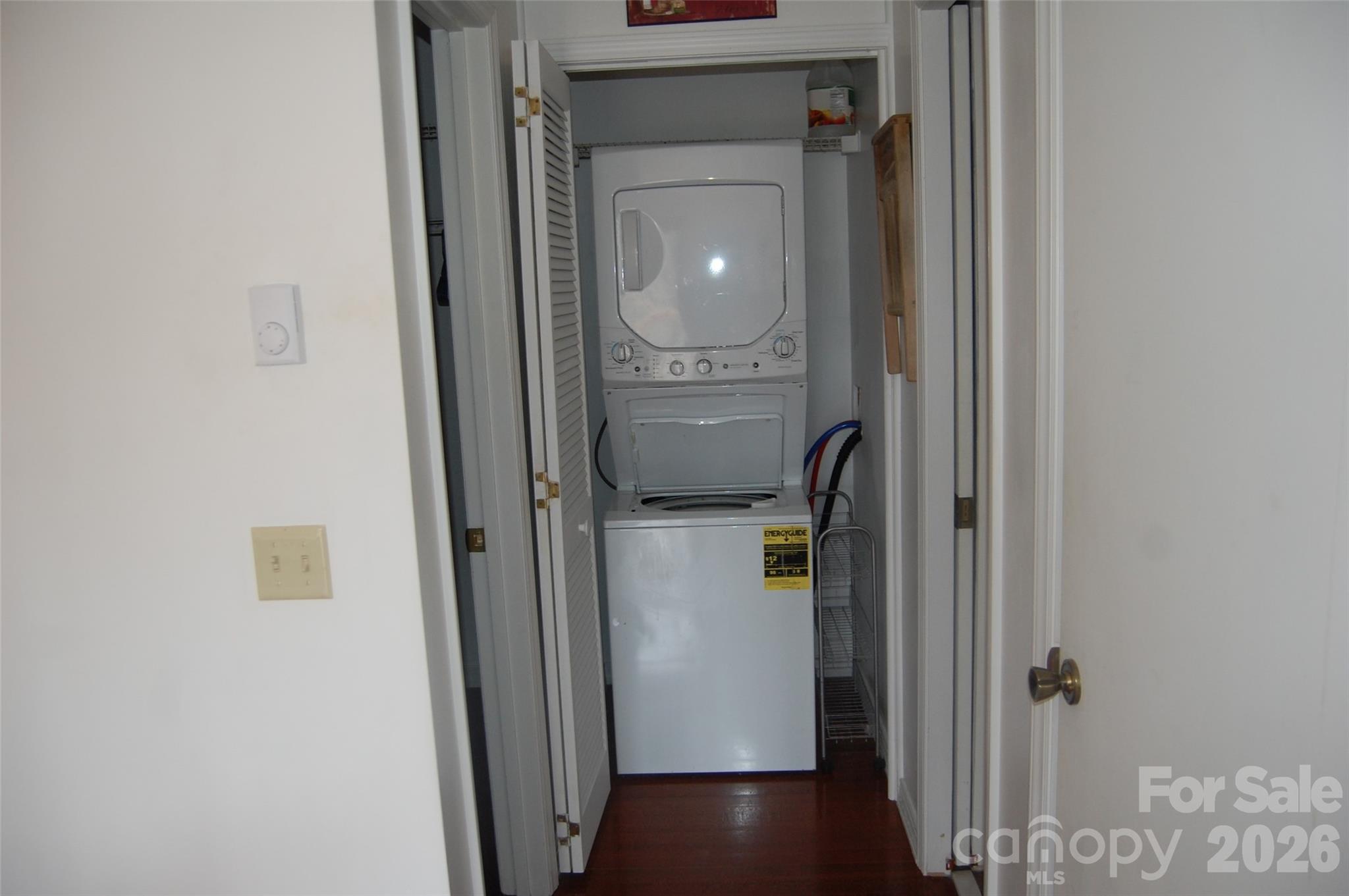 114 Lady Slipper Loop Property Photo 17