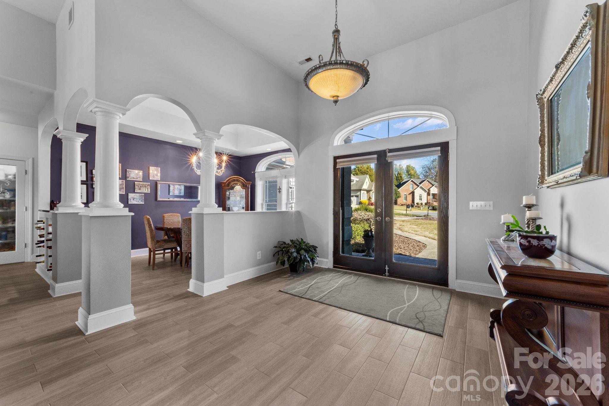 543 Muirfield Way Property Photo 6