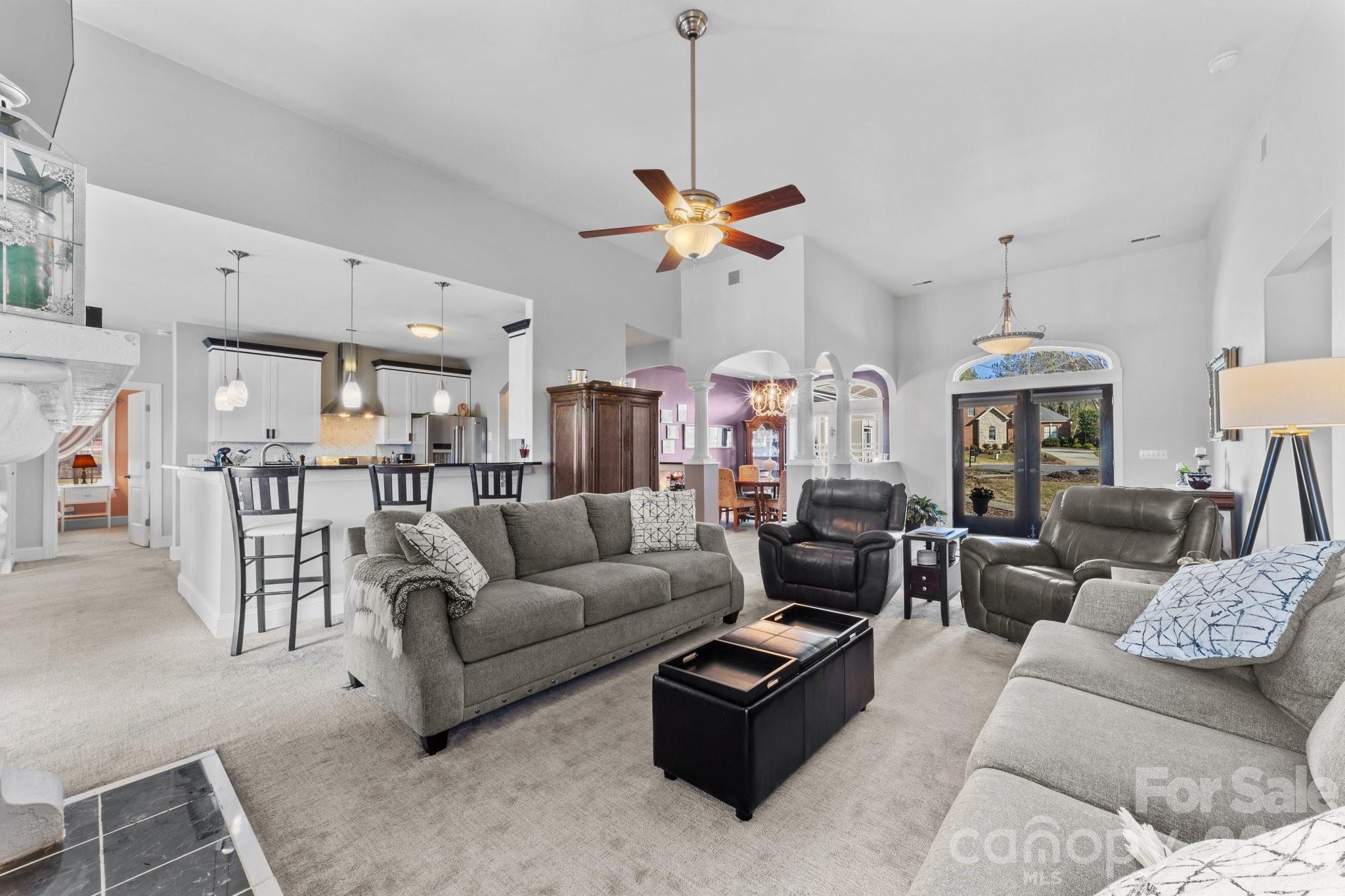 543 Muirfield Way Property Photo 11