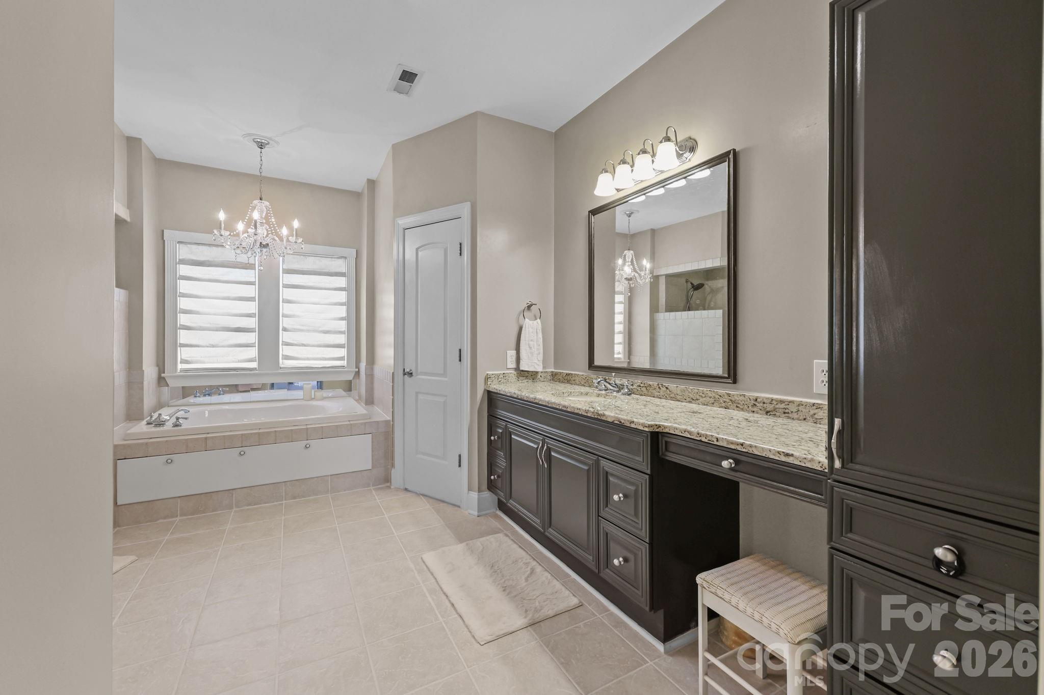 543 Muirfield Way Property Photo 26