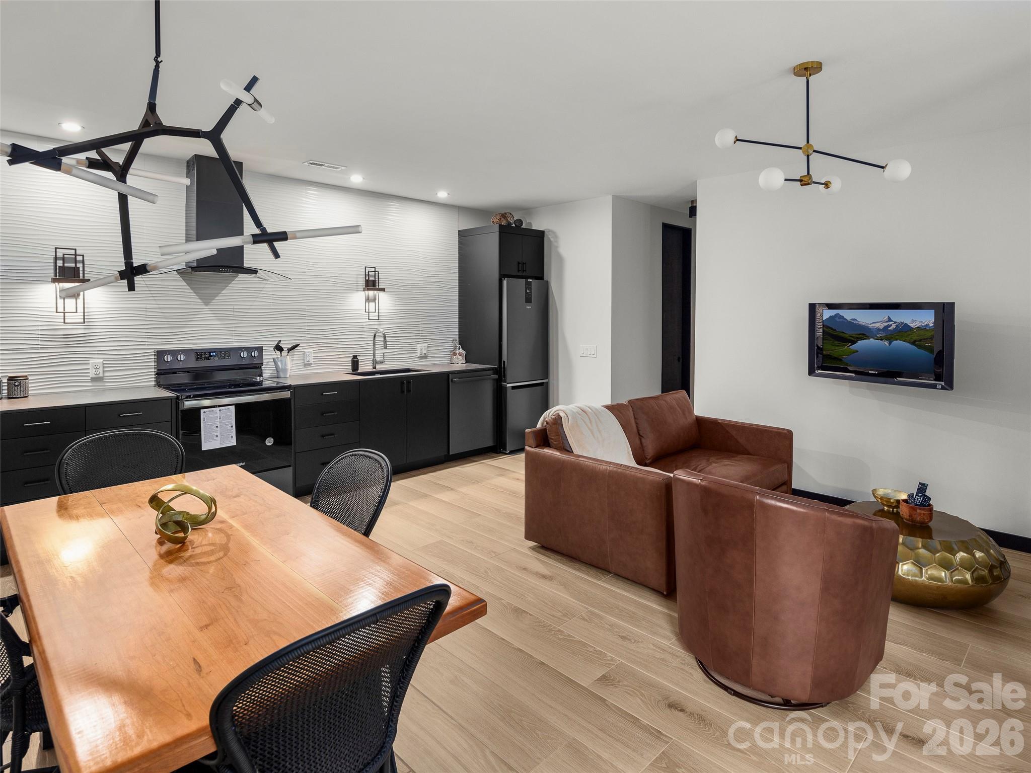 80 Hemlock Circle Property Photo 36