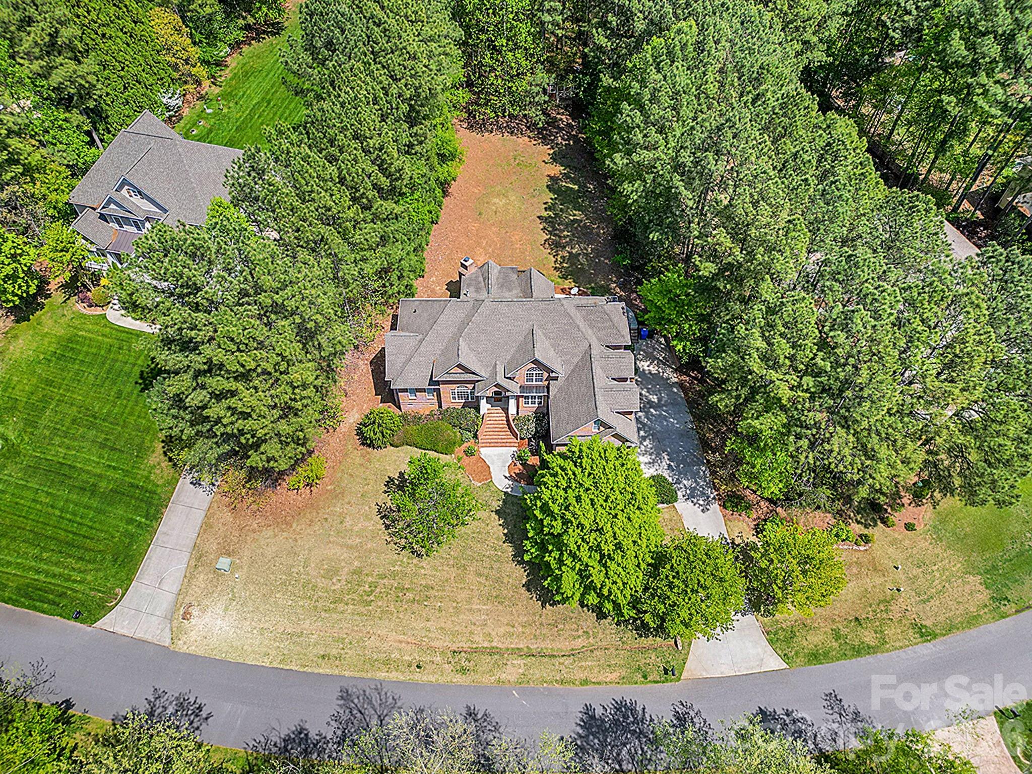 137 Northington Woods Drive Property Photo 17