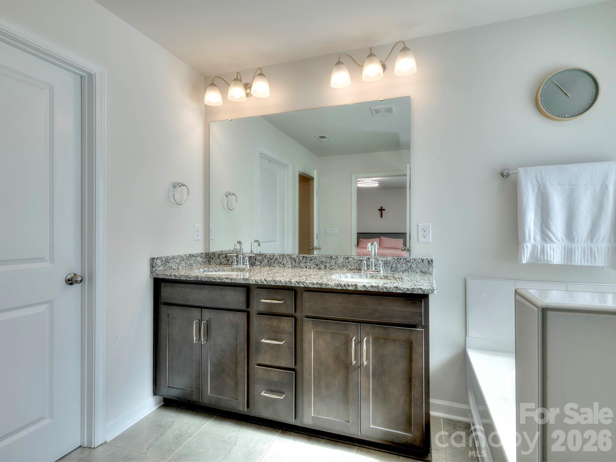 4396 Bronze Boulevard Property Photo 33