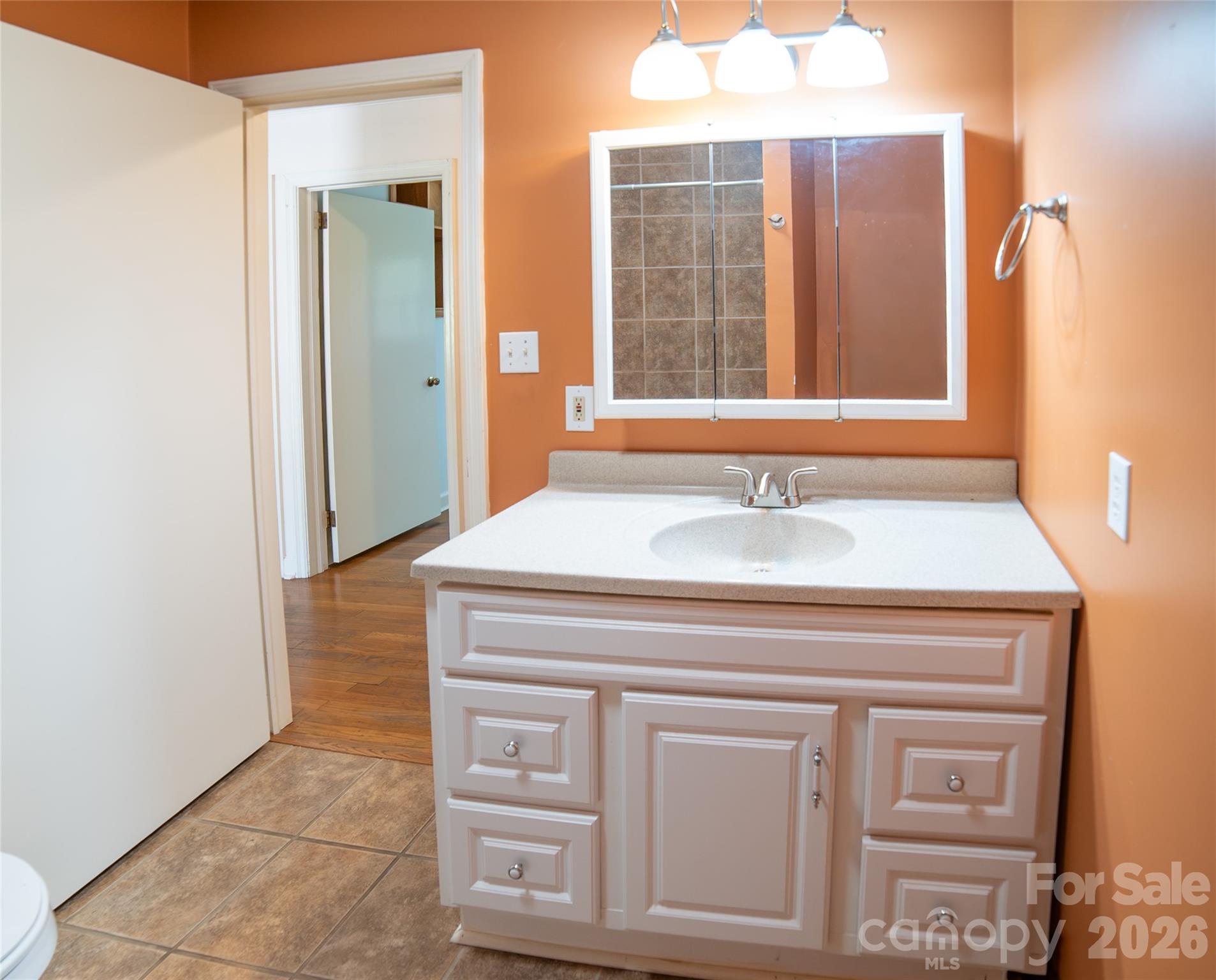 414 Patton Street Property Photo 13