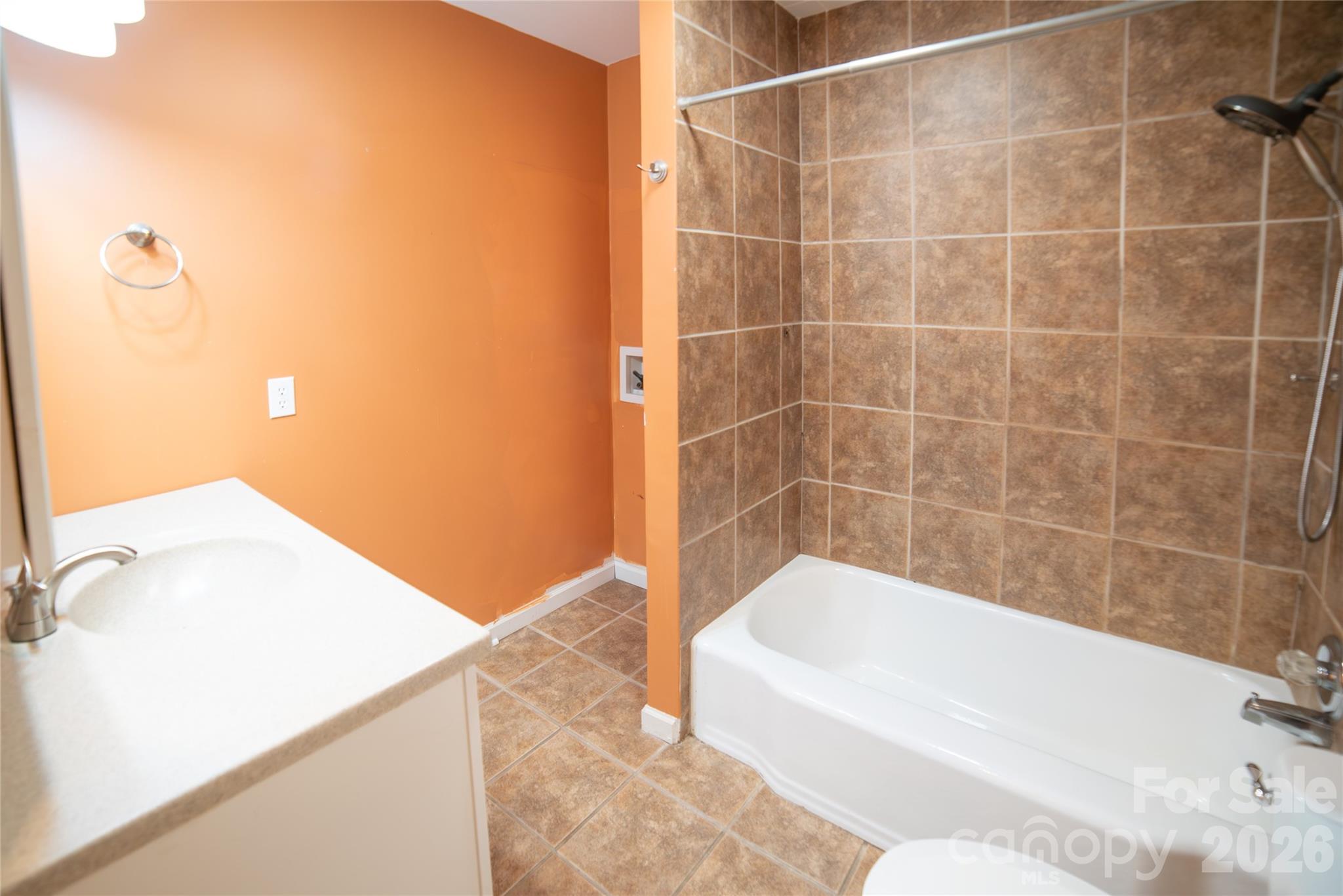 414 Patton Street Property Photo 14