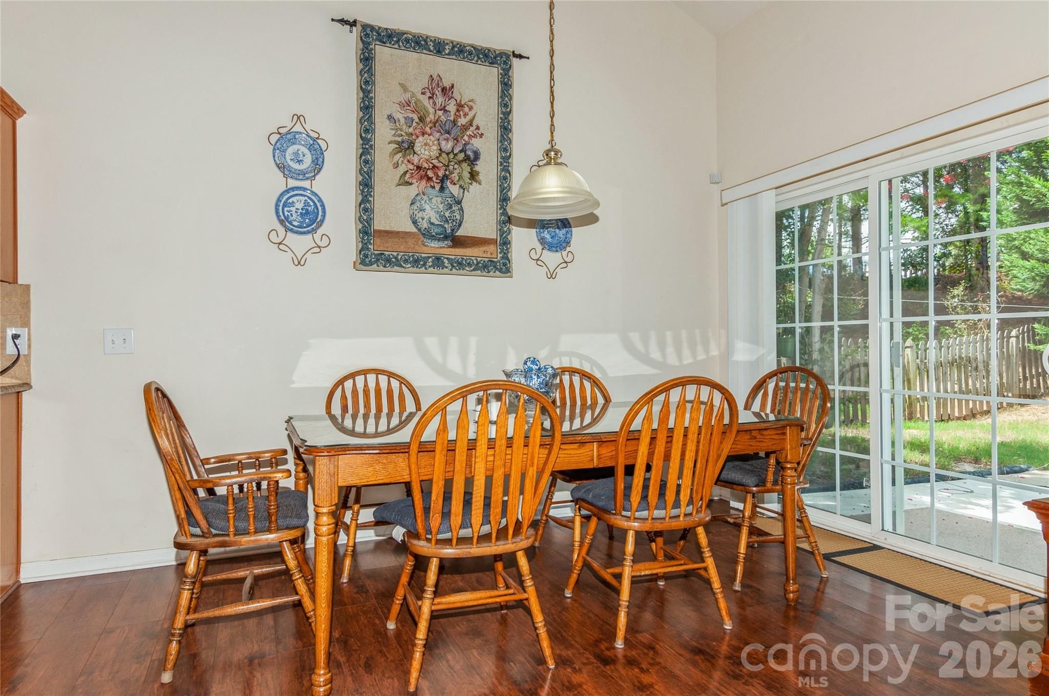 18302 Victoria Bay Drive Property Photo 10