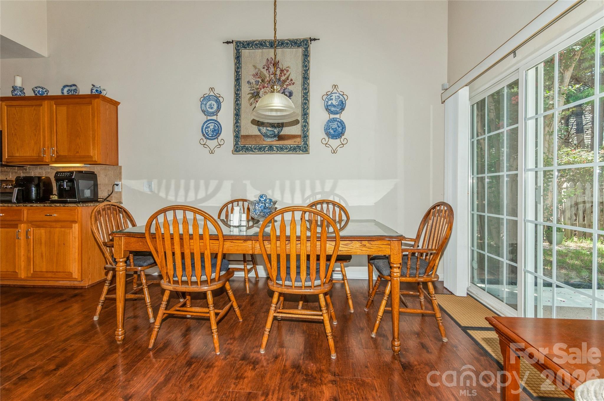 18302 Victoria Bay Drive Property Photo 11
