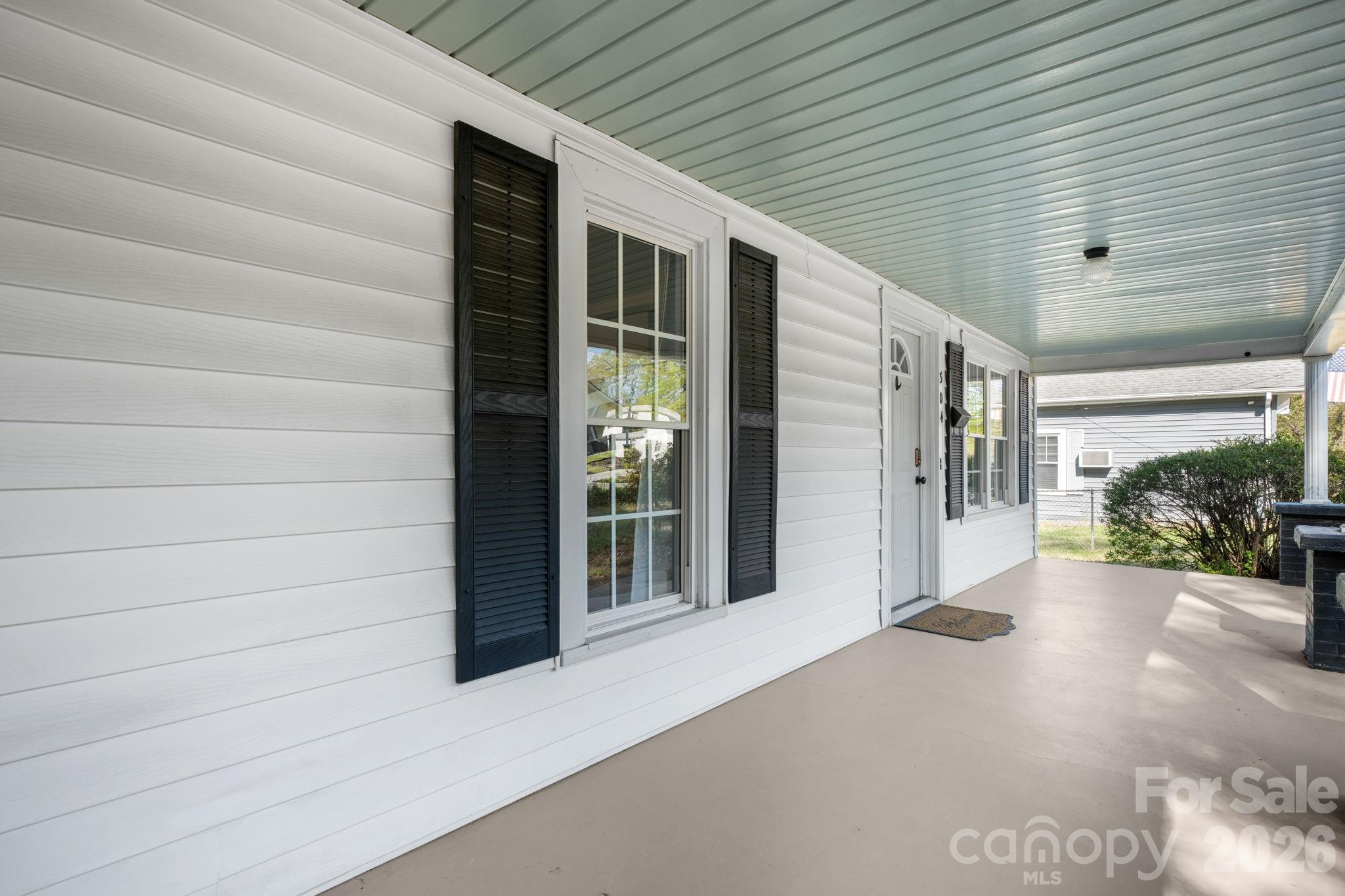 304 Garrou Avenue Property Photo 3