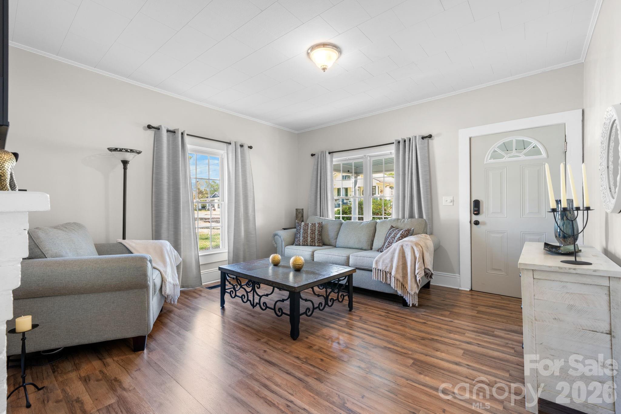 304 Garrou Avenue Property Photo 4
