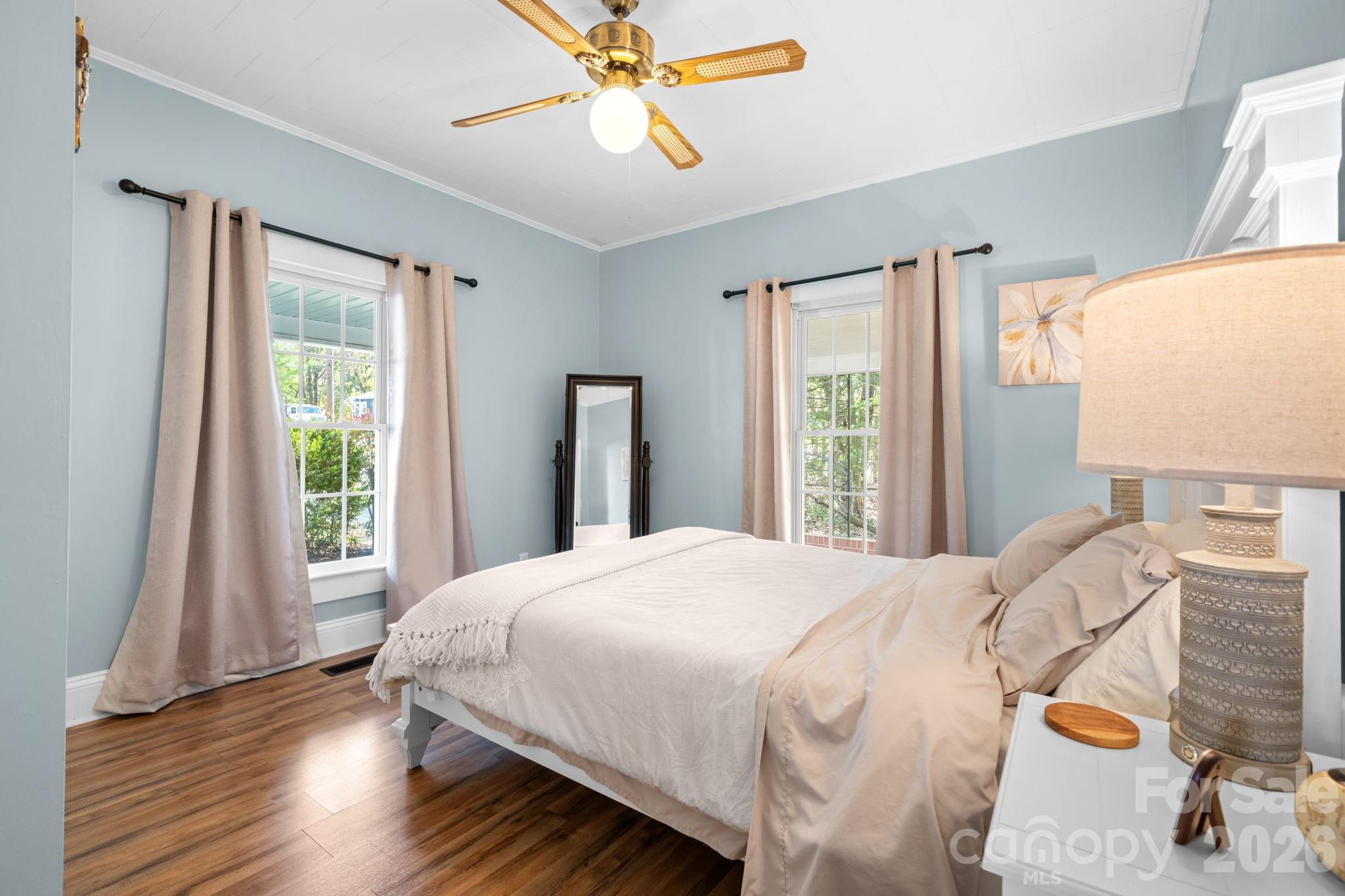 304 Garrou Avenue Property Photo 6