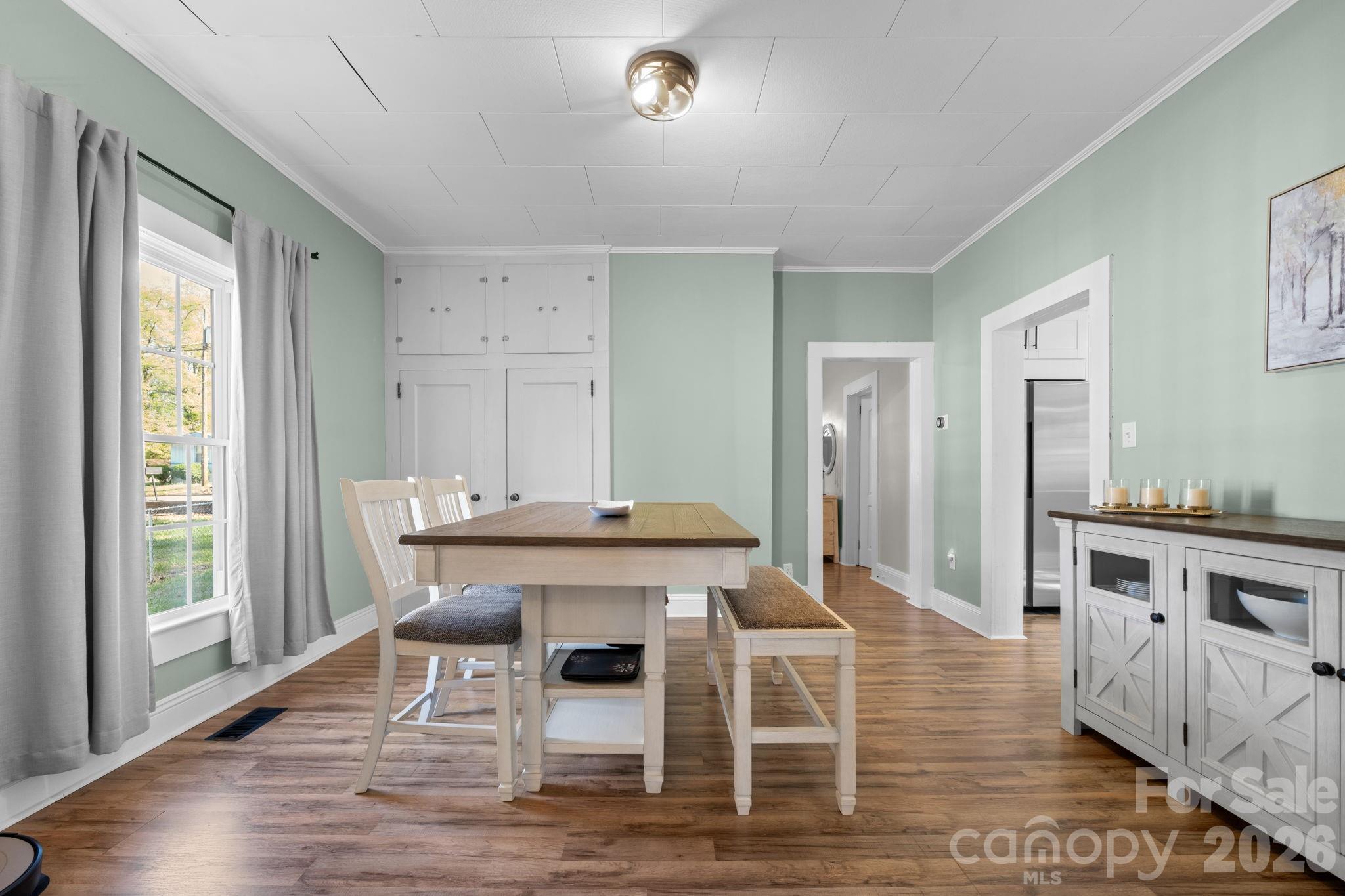 304 Garrou Avenue Property Photo 7