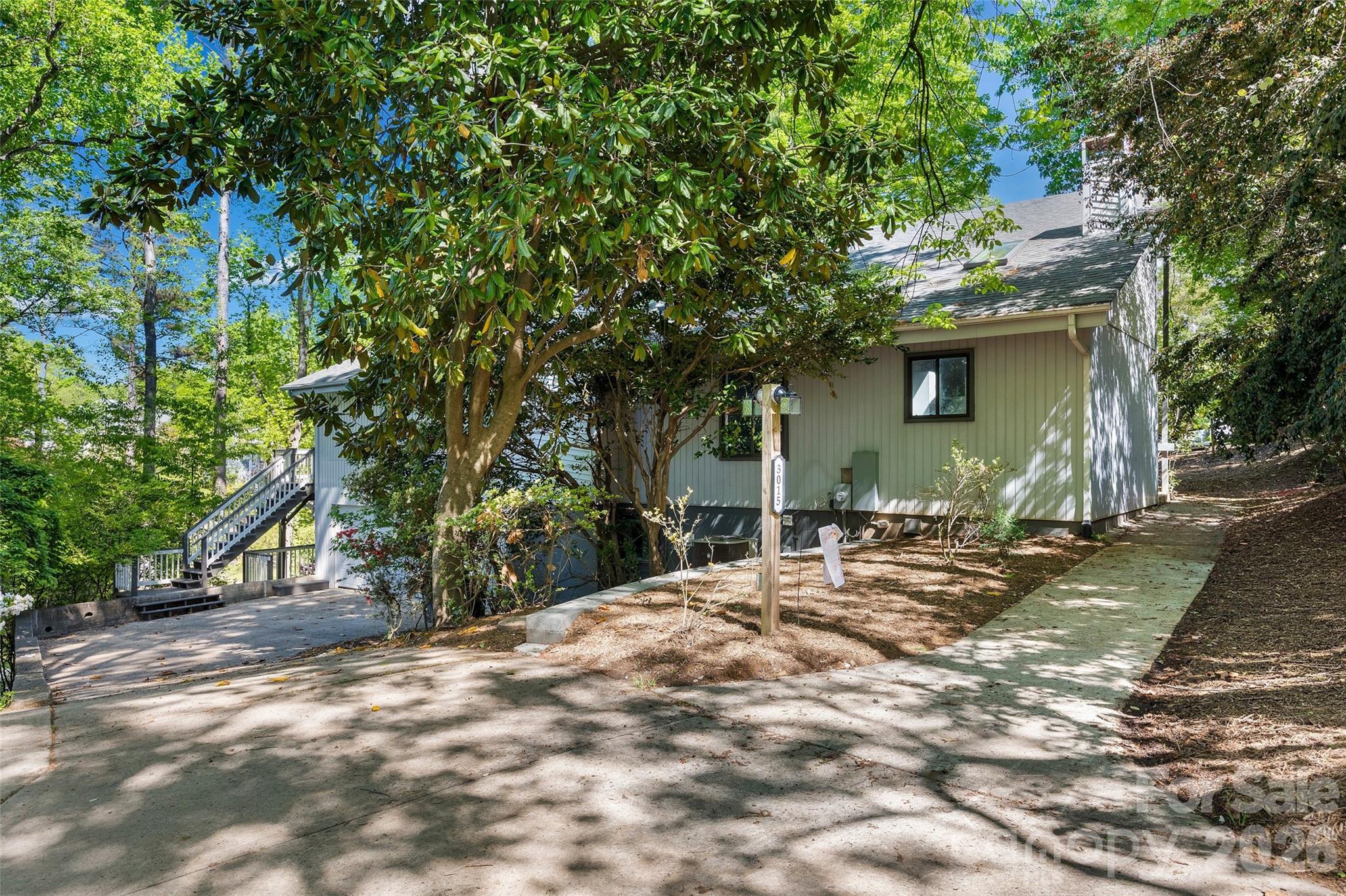 3015 Point Clear Drive Property Photo 3