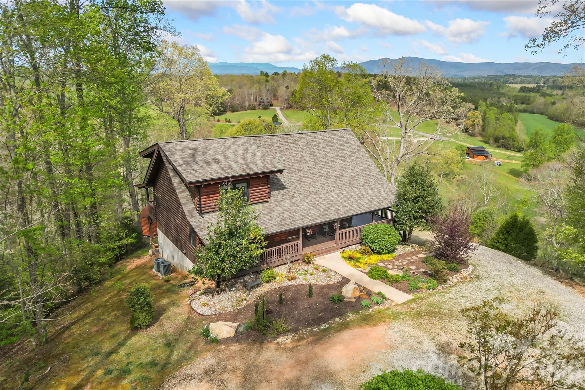 295 Outback Trail 29 Property Photo 2