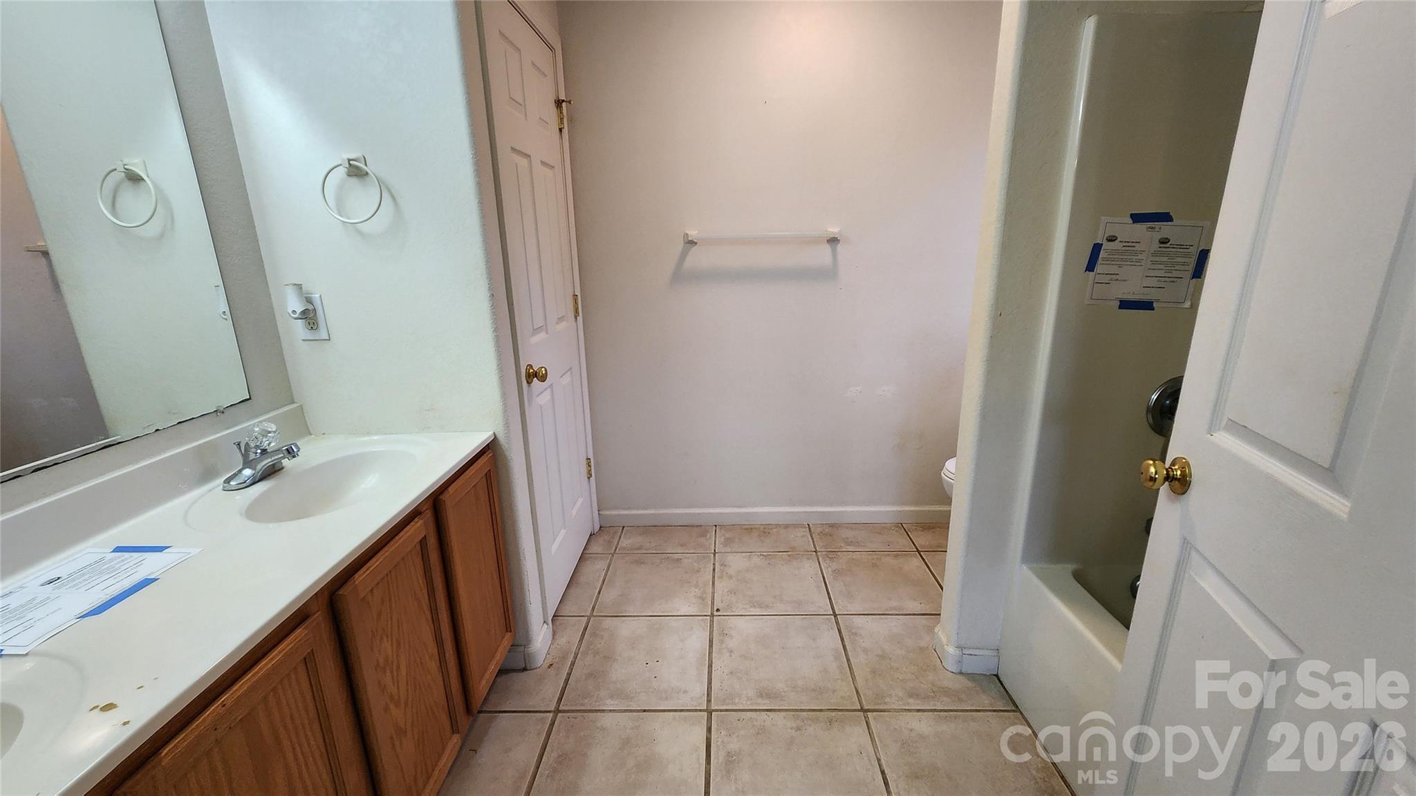 200 Park Place Property Photo 12