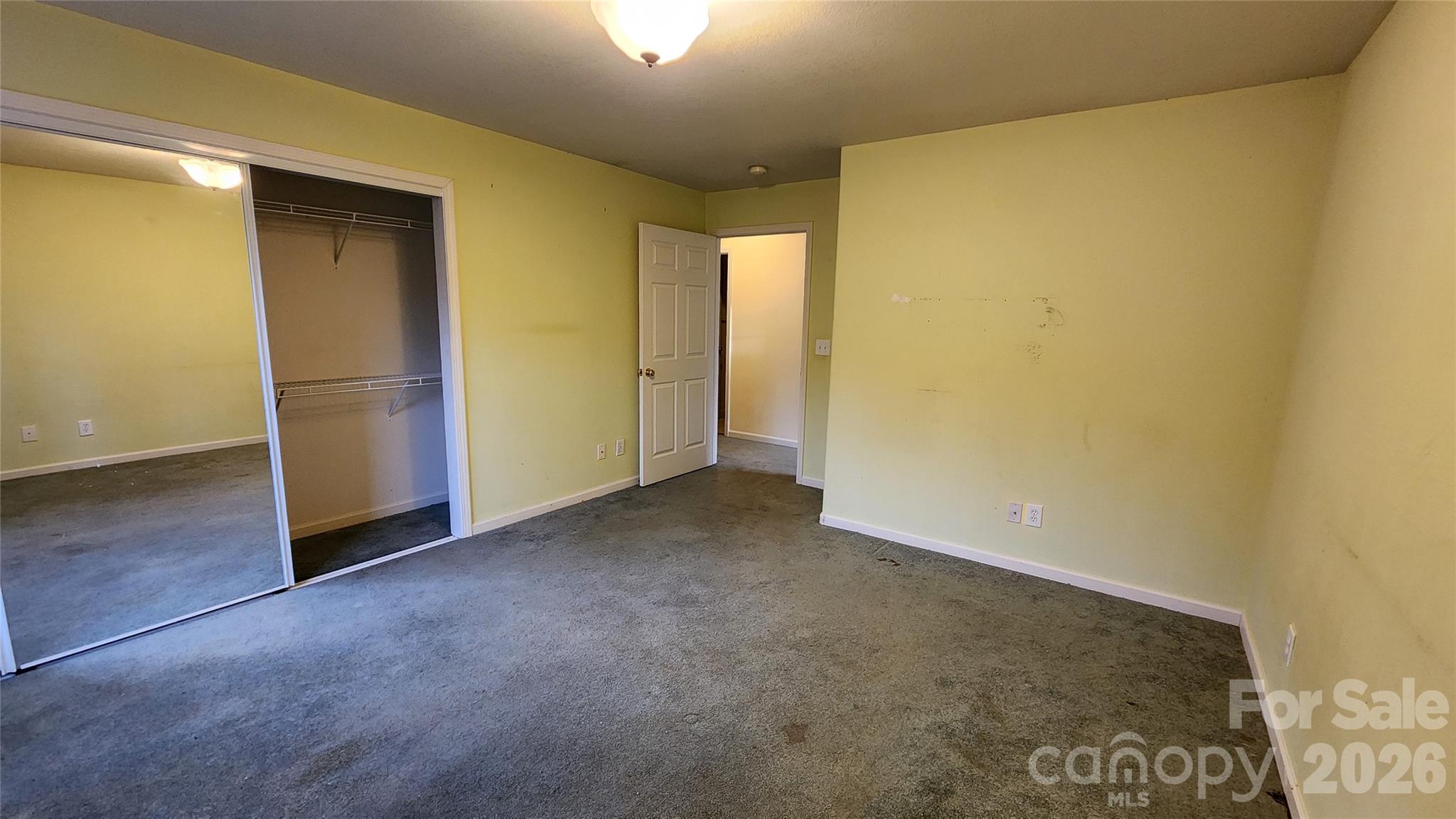 200 Park Place Property Photo 16