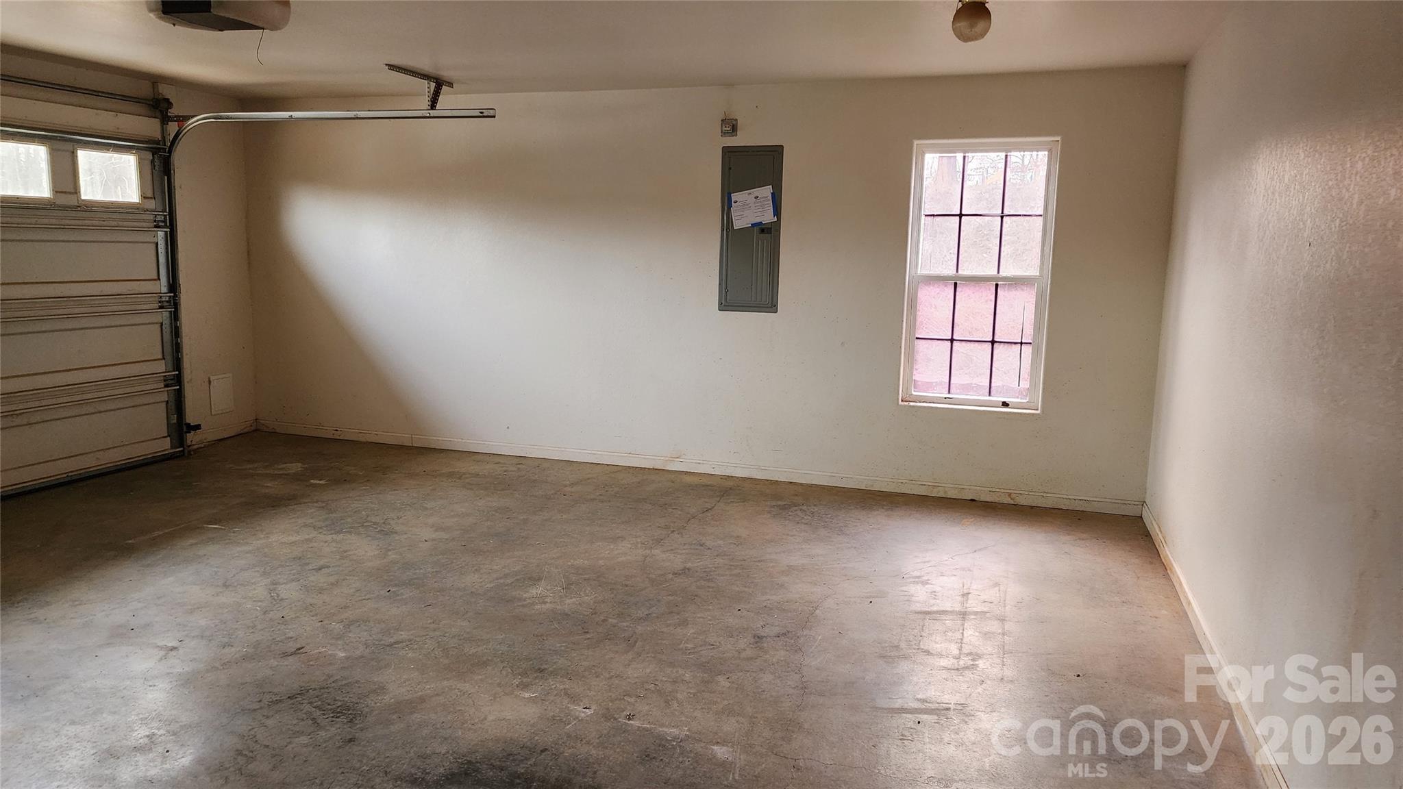 200 Park Place Property Photo 20