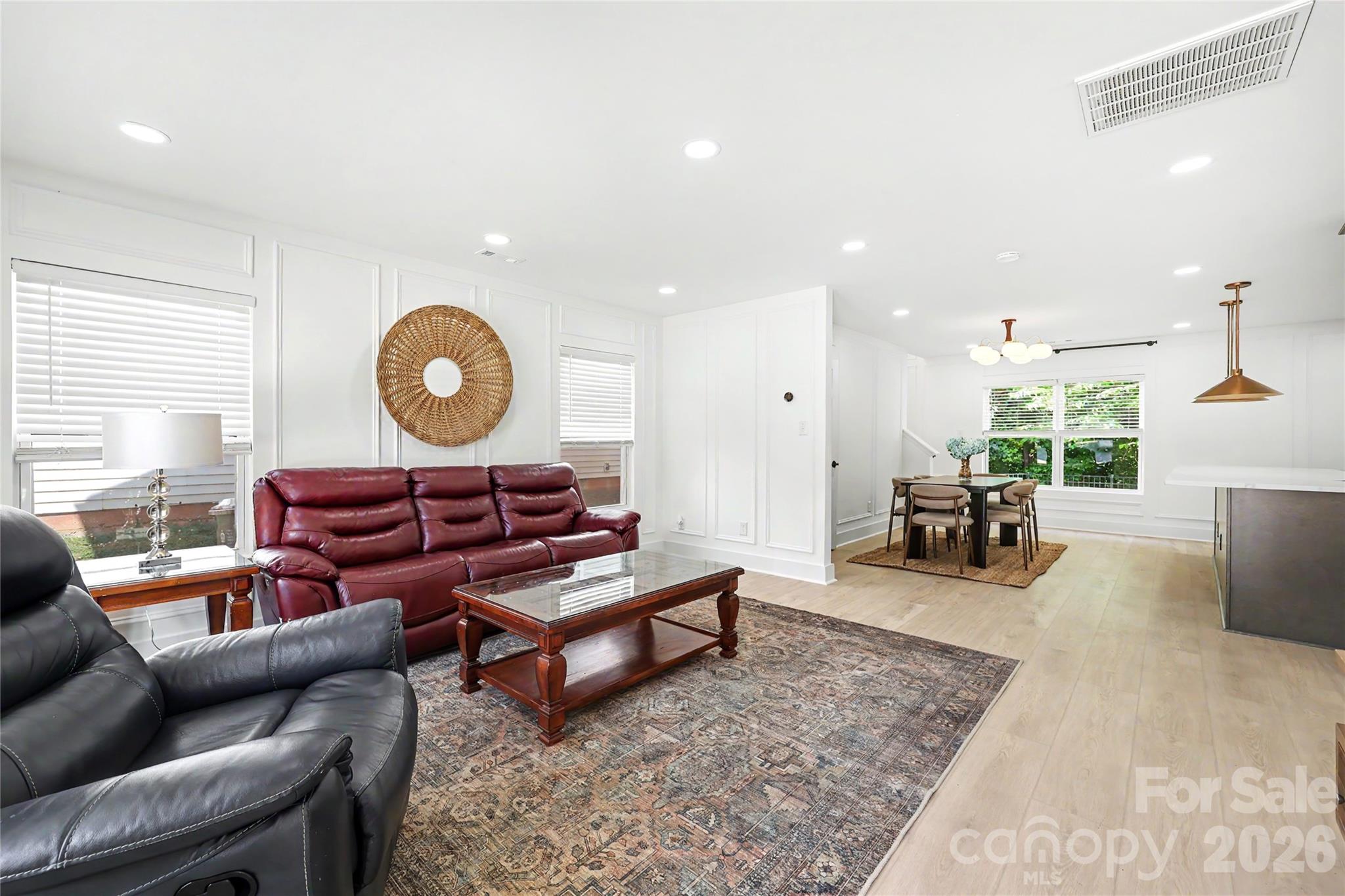 1213 Allegiance Drive Property Photo 2