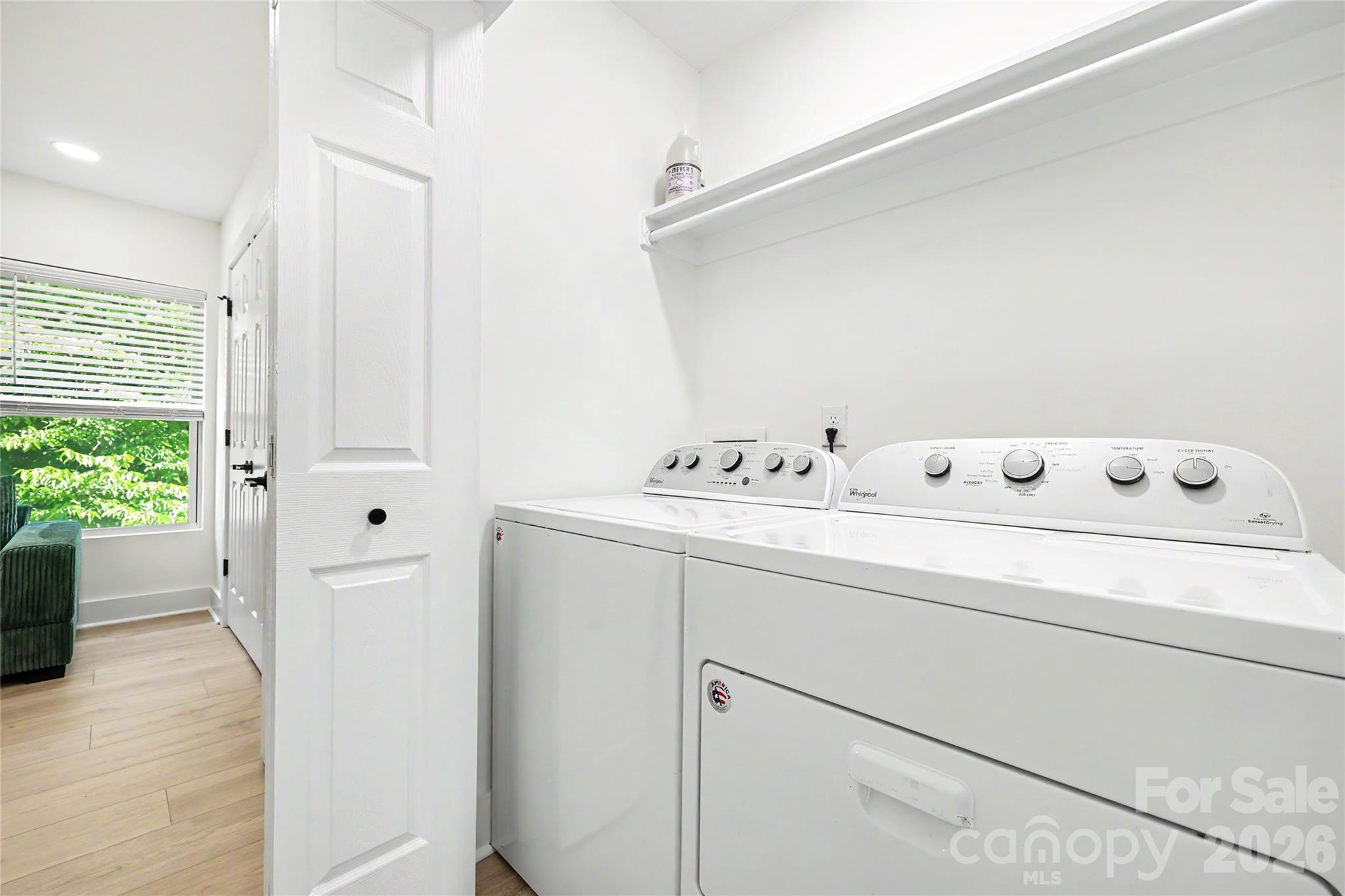 1213 Allegiance Drive Property Photo 29