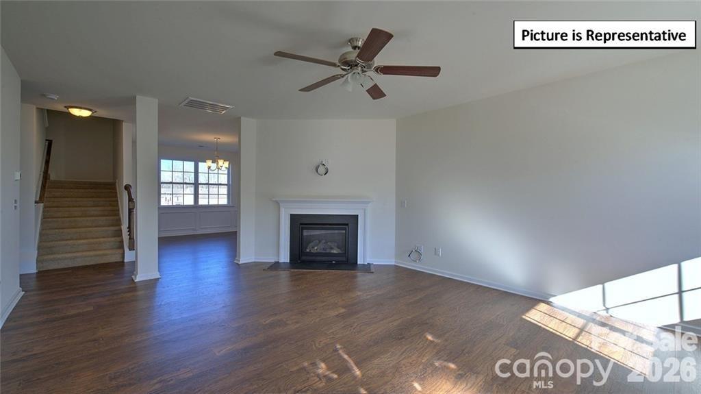 3133 Platinum Pointe Drive Property Photo 5