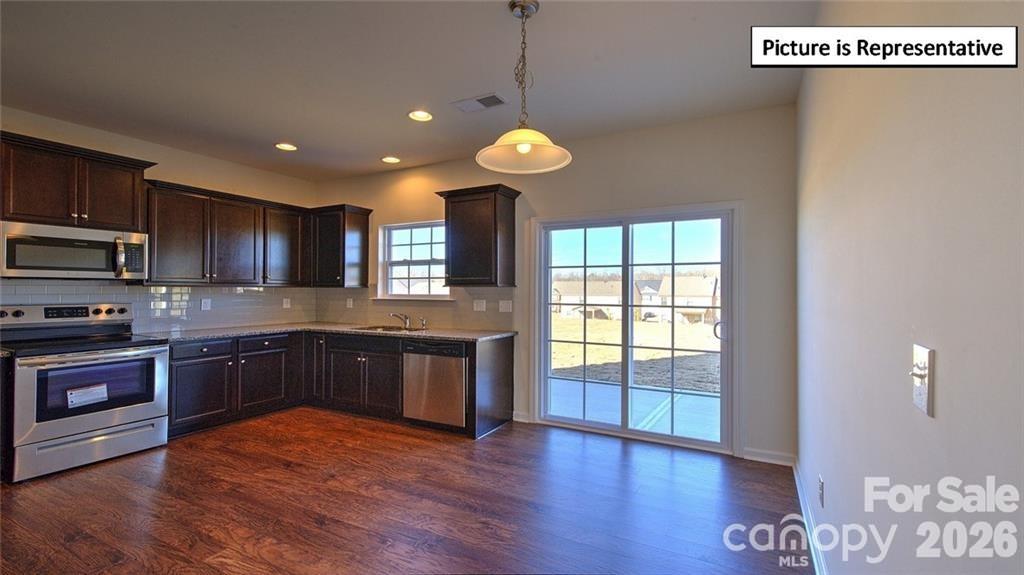 3133 Platinum Pointe Drive Property Photo 24