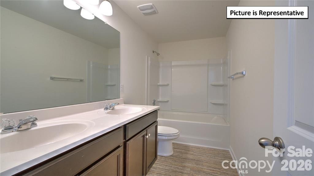 3133 Platinum Pointe Drive Property Photo 26