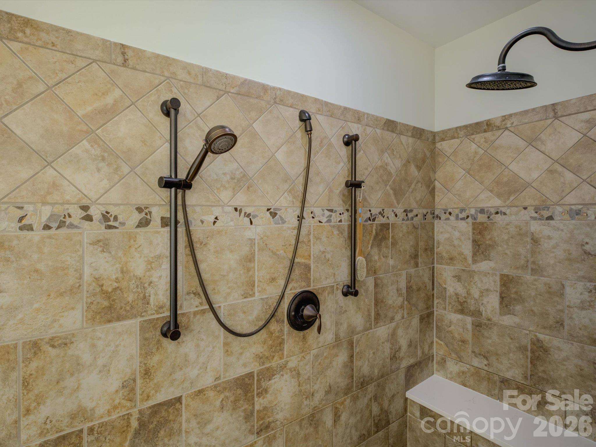 188 Carolina Crossing Drive Property Photo 30