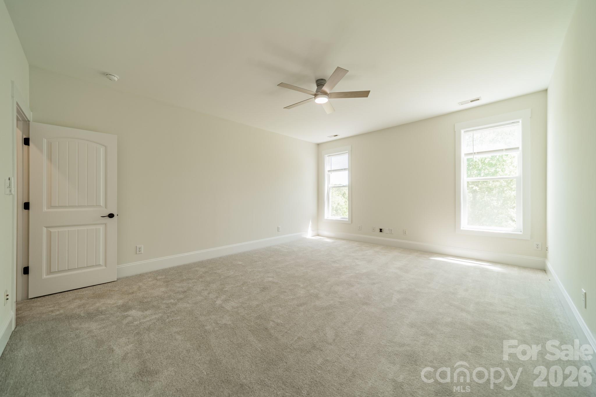 188 Carolina Crossing Drive Property Photo 34