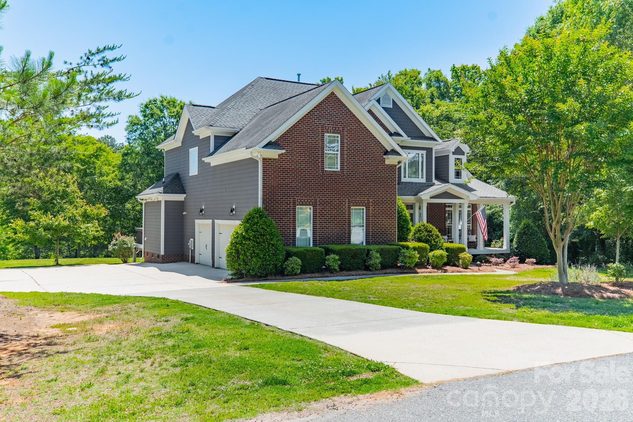 188 Carolina Crossing Drive Property Photo 44