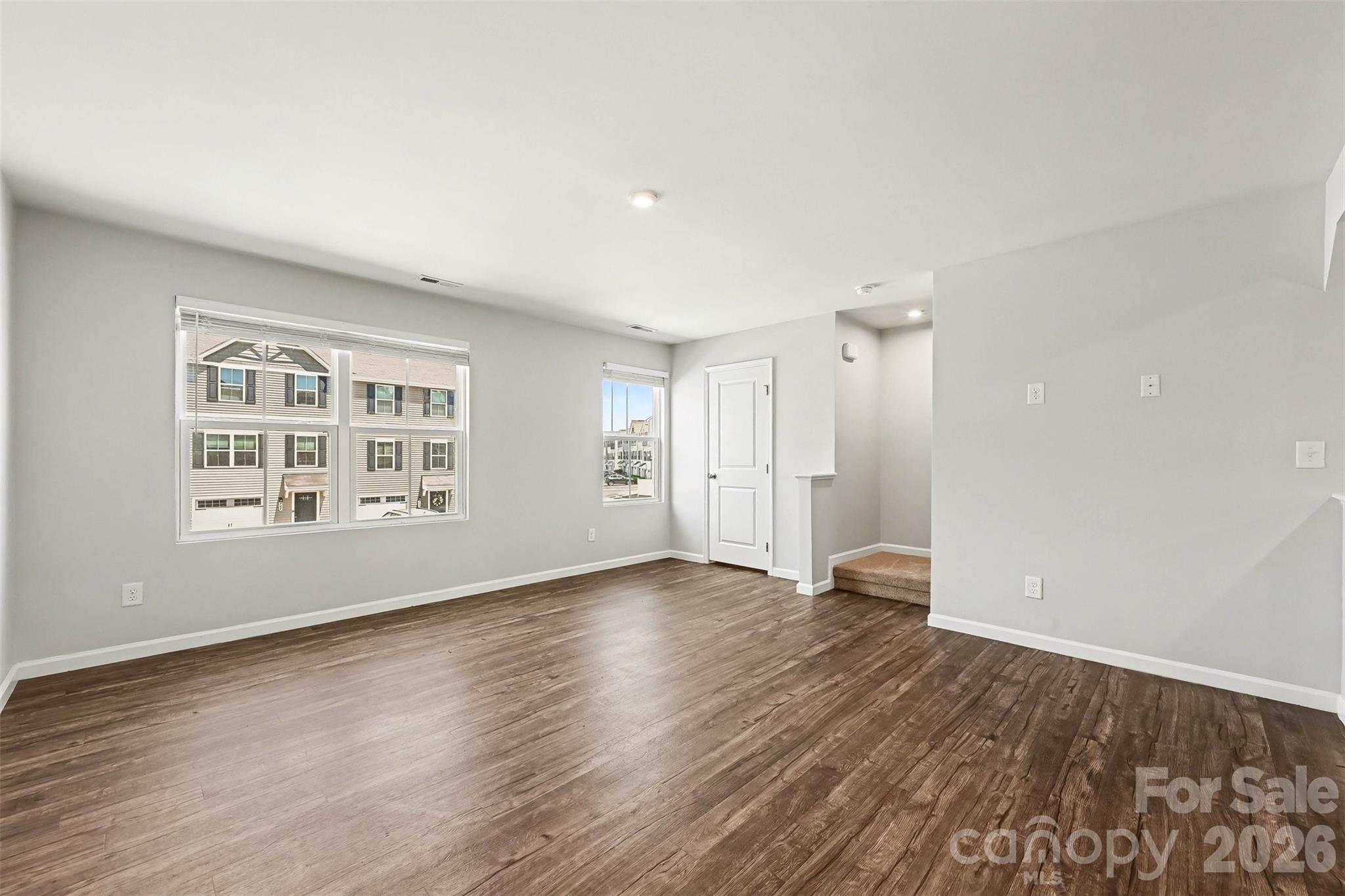 904 Taybyn Road Property Photo 8