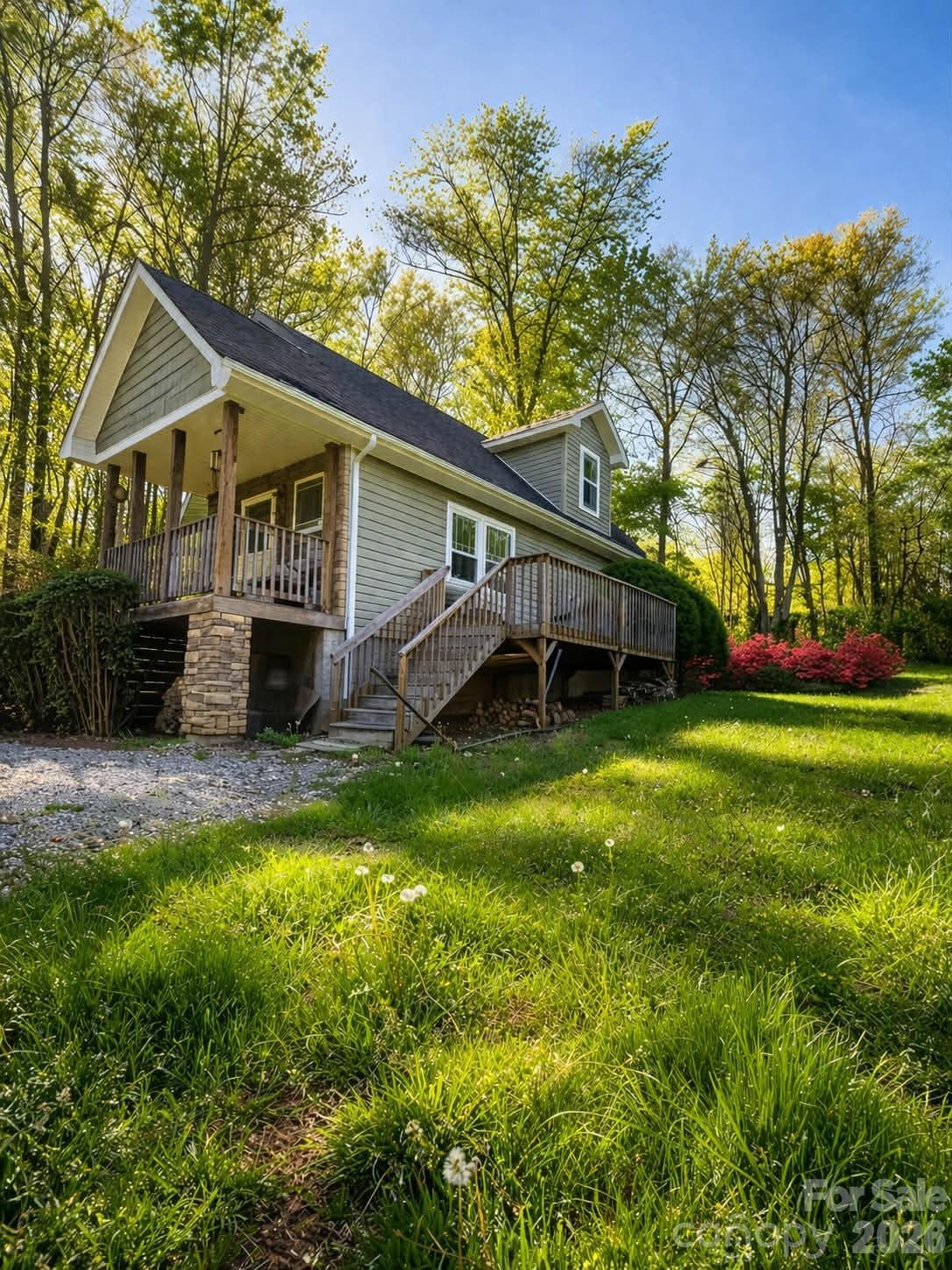 25 Eastwind Lane Property Photo 3