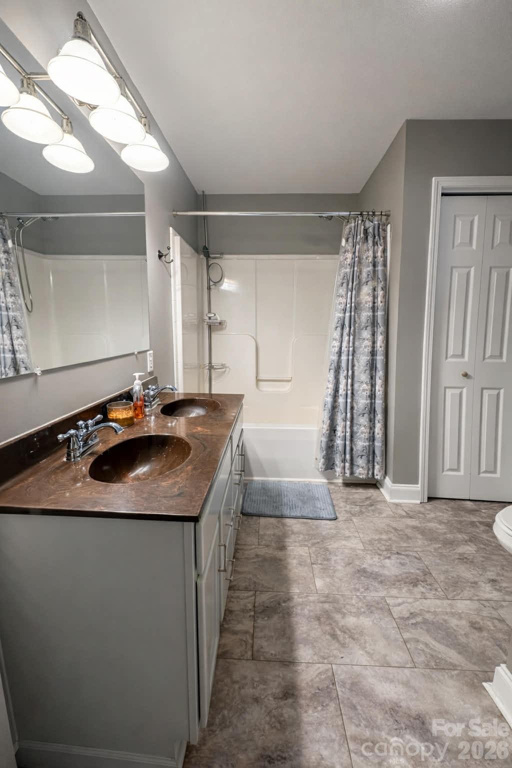 25 Eastwind Lane Property Photo 9