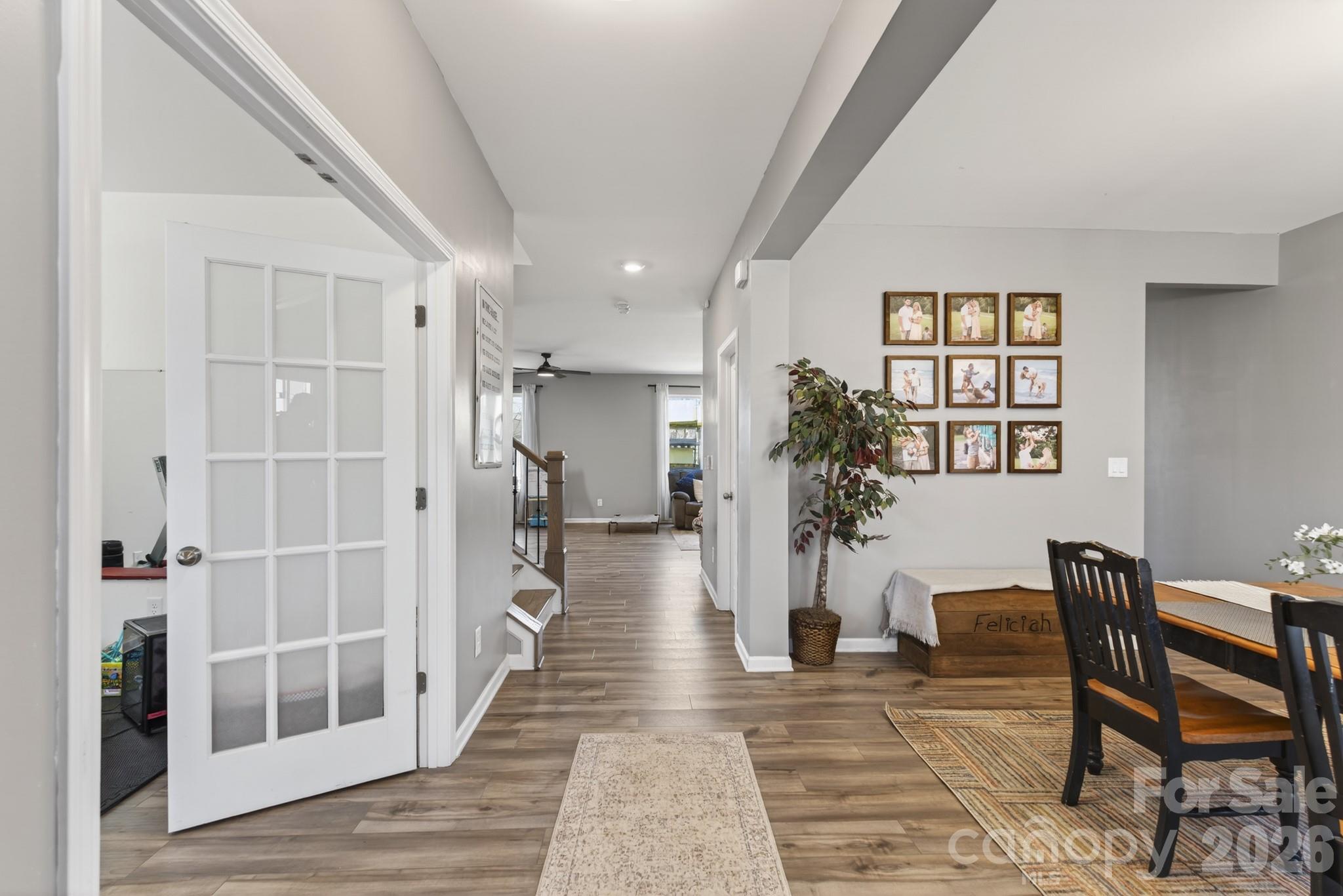 3074 Falling Stone Circle Property Photo 4