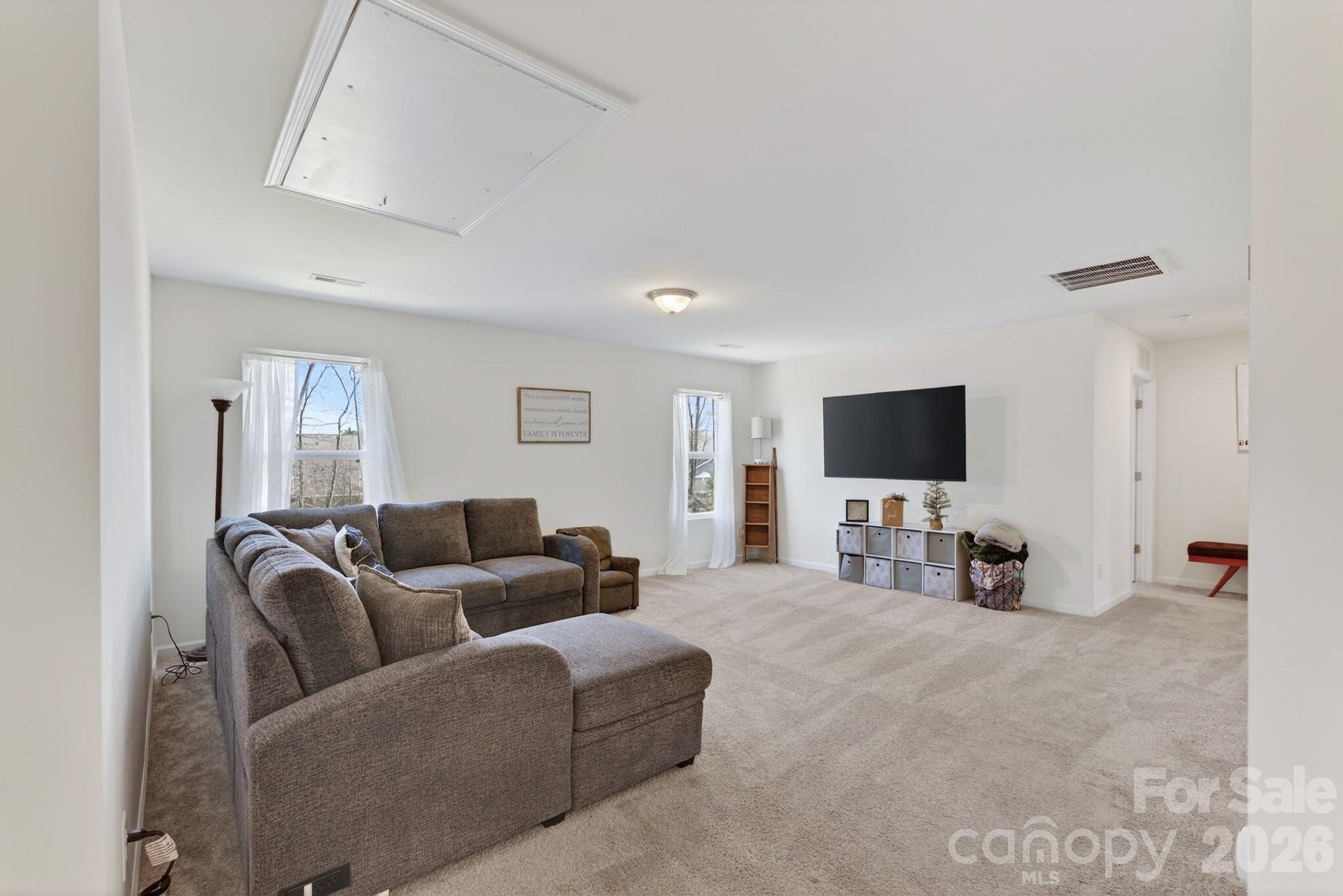 3074 Falling Stone Circle Property Photo 19