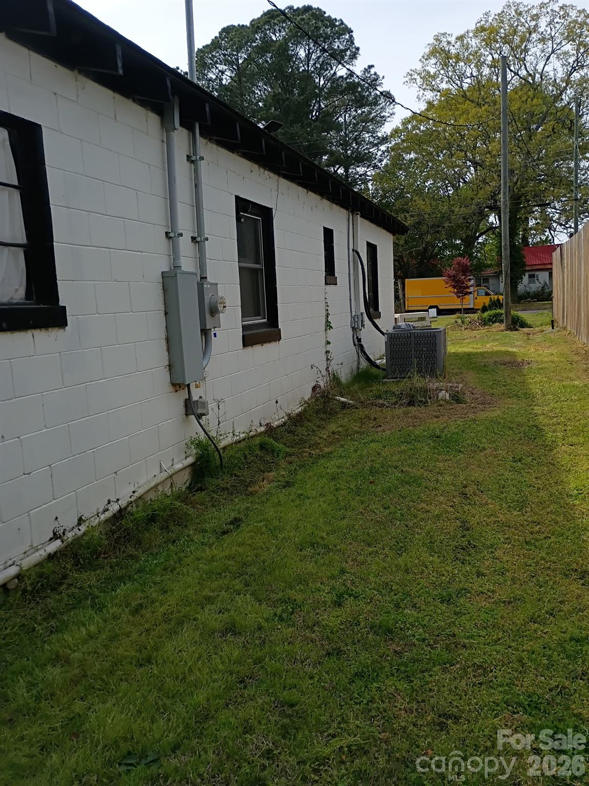 104 N Branch Street Property Photo 12