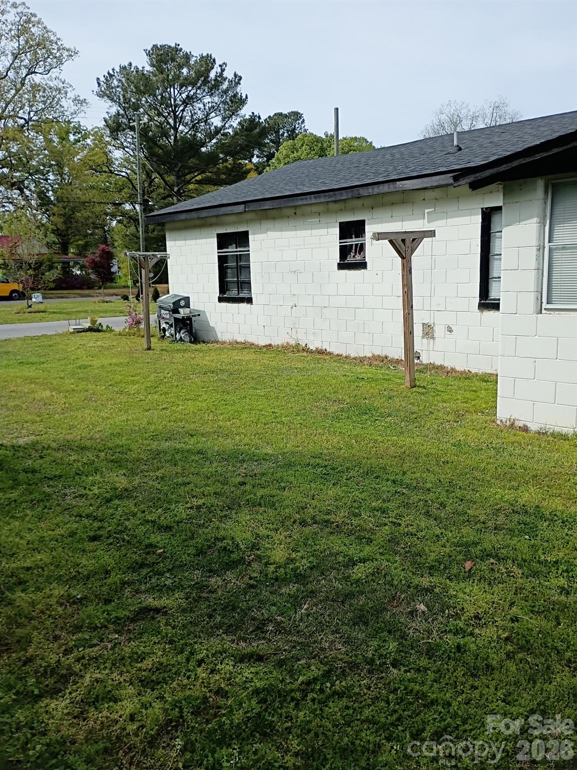 104 N Branch Street Property Photo 13