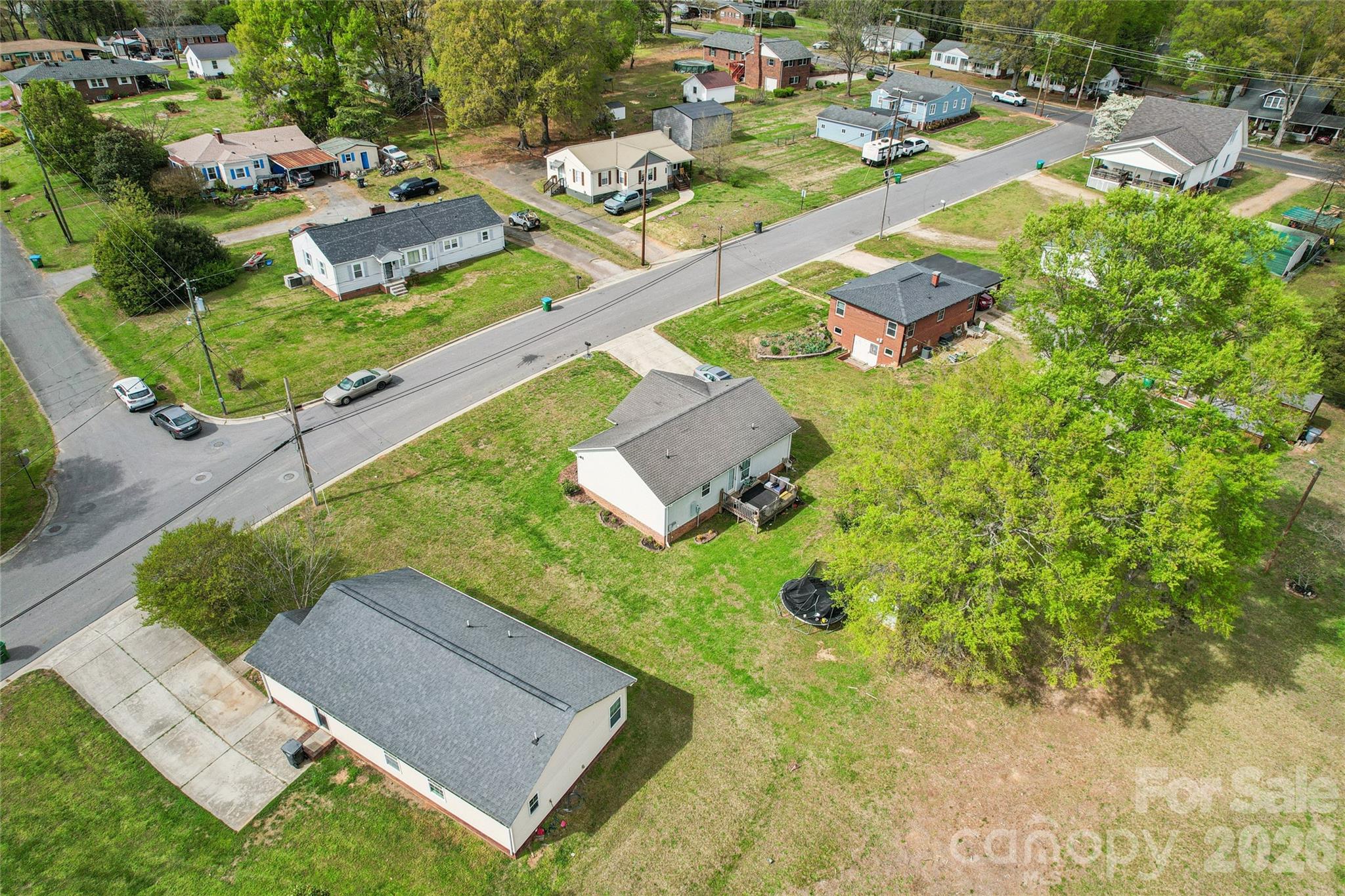 115 S Beaver Street Property Photo 14