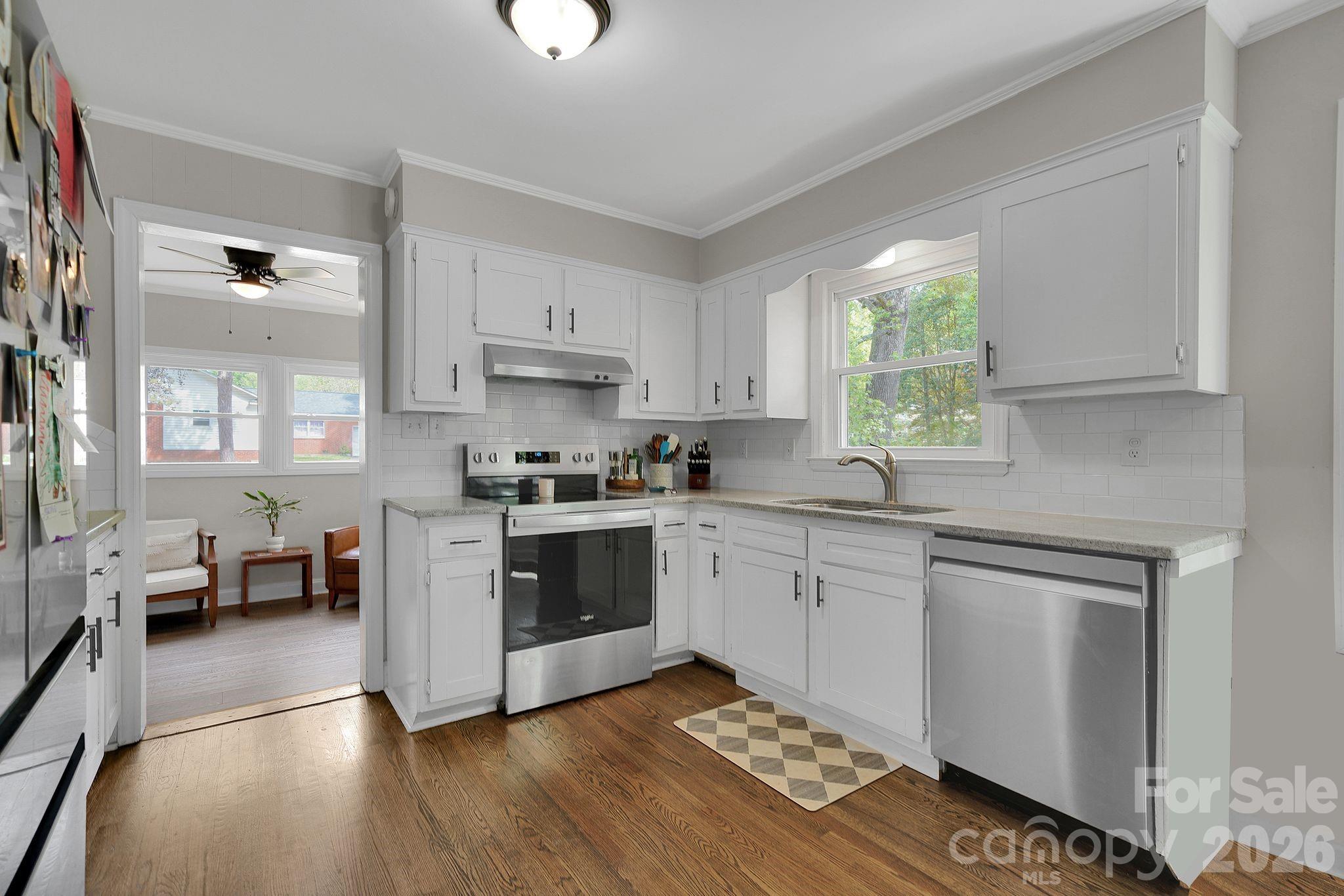 5201 Amity Place Property Photo 8
