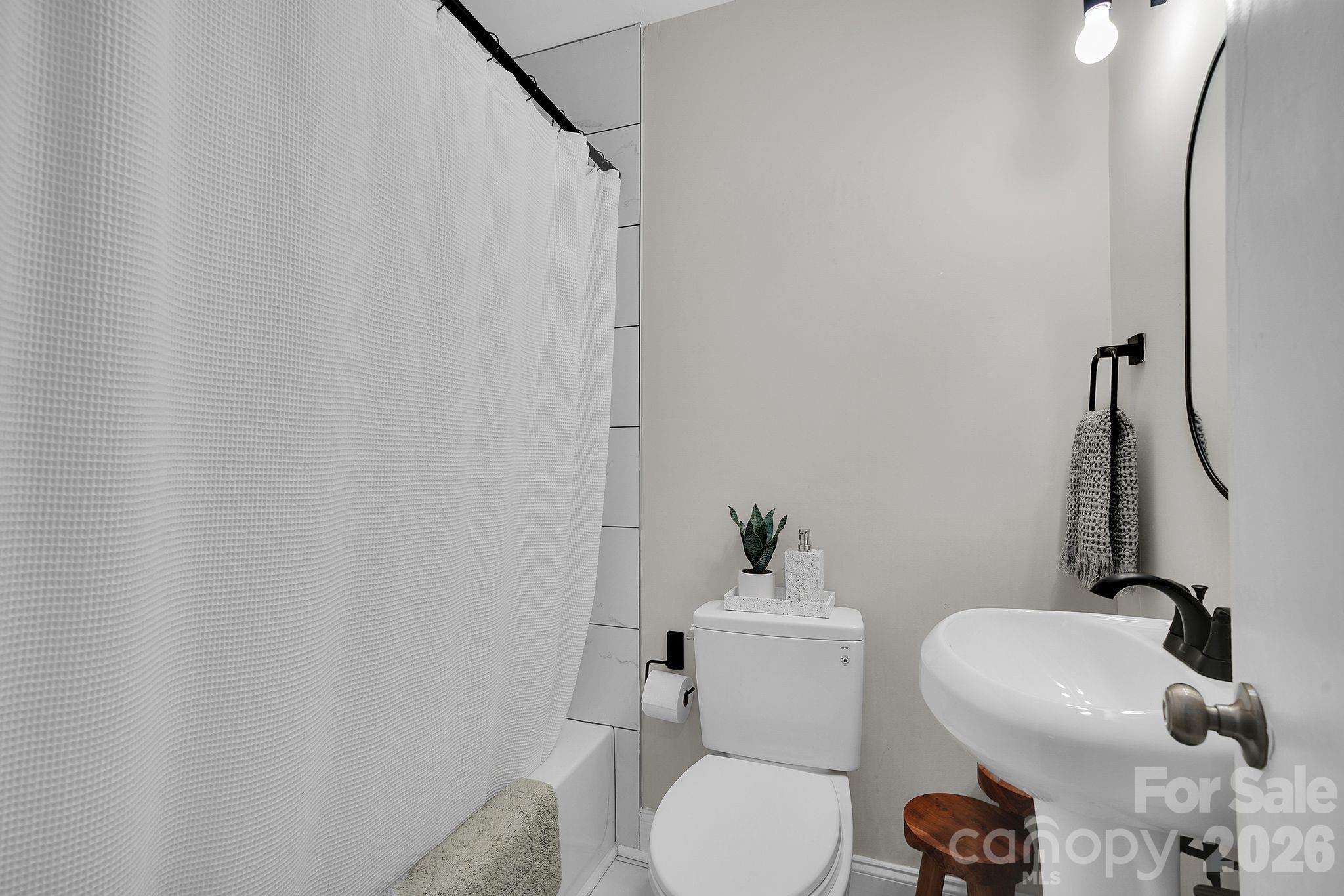 5201 Amity Place Property Photo 26
