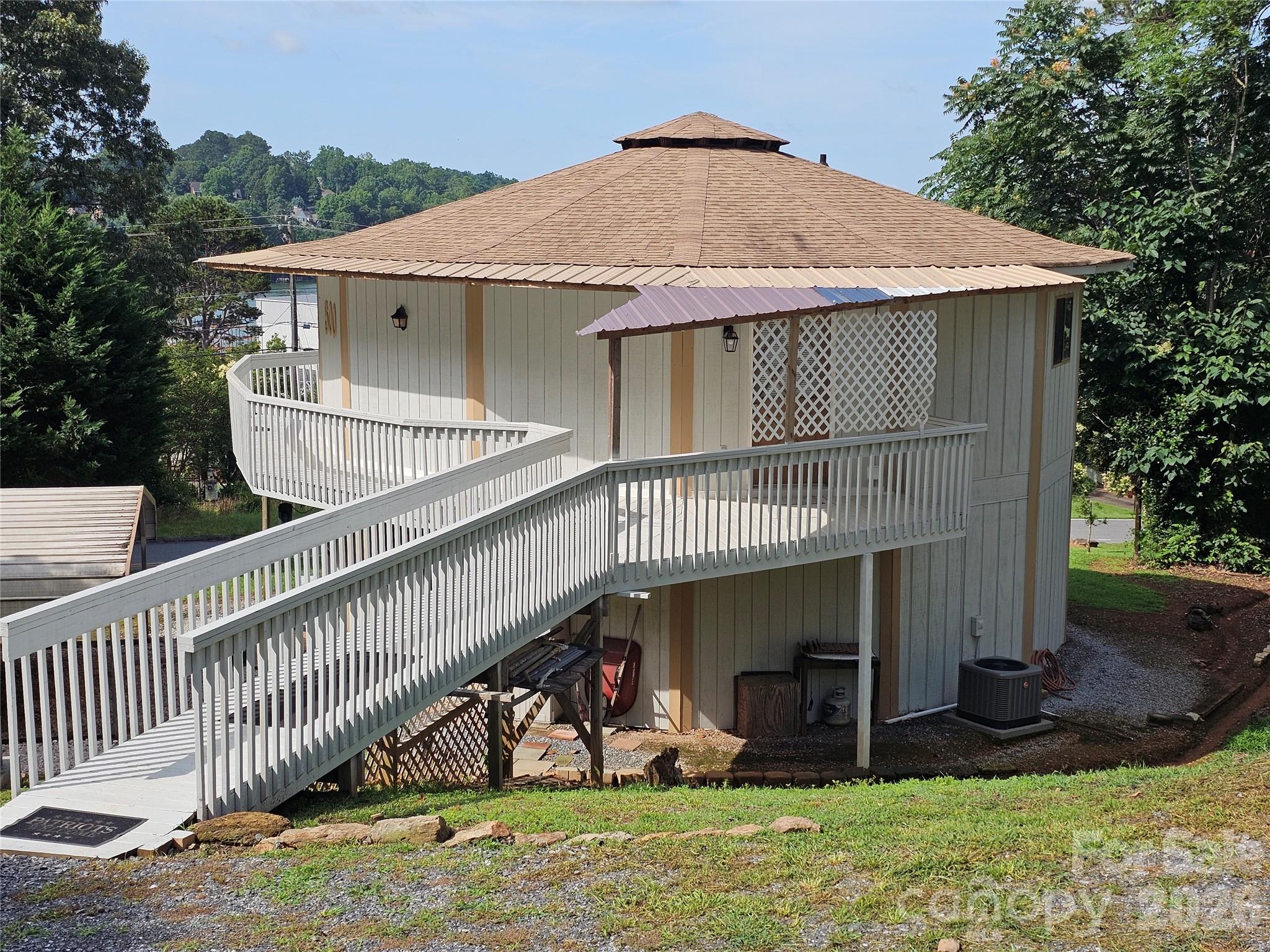 500 Steel Bridge Loop Property Photo 5
