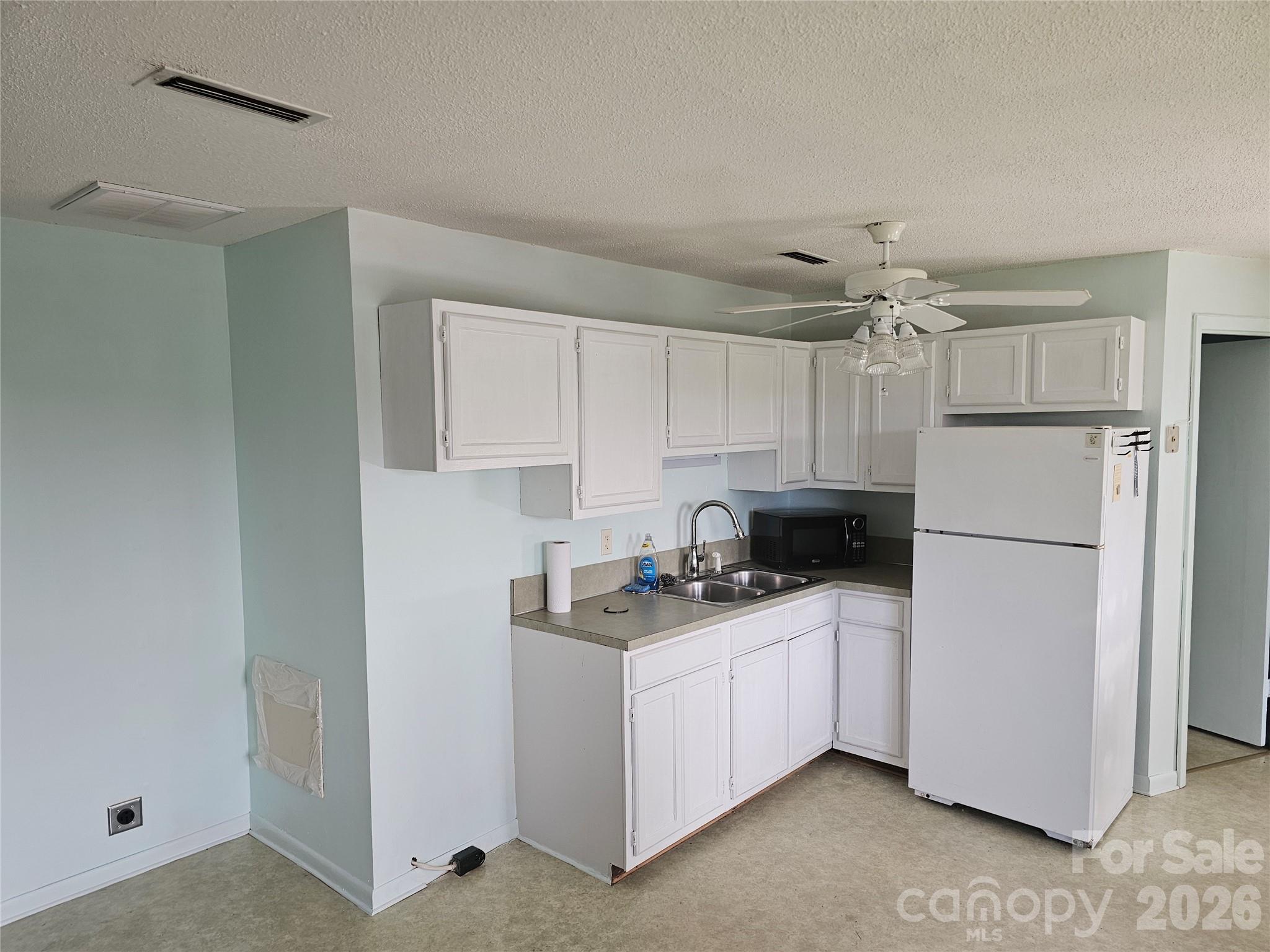 500 Steel Bridge Loop Property Photo 9