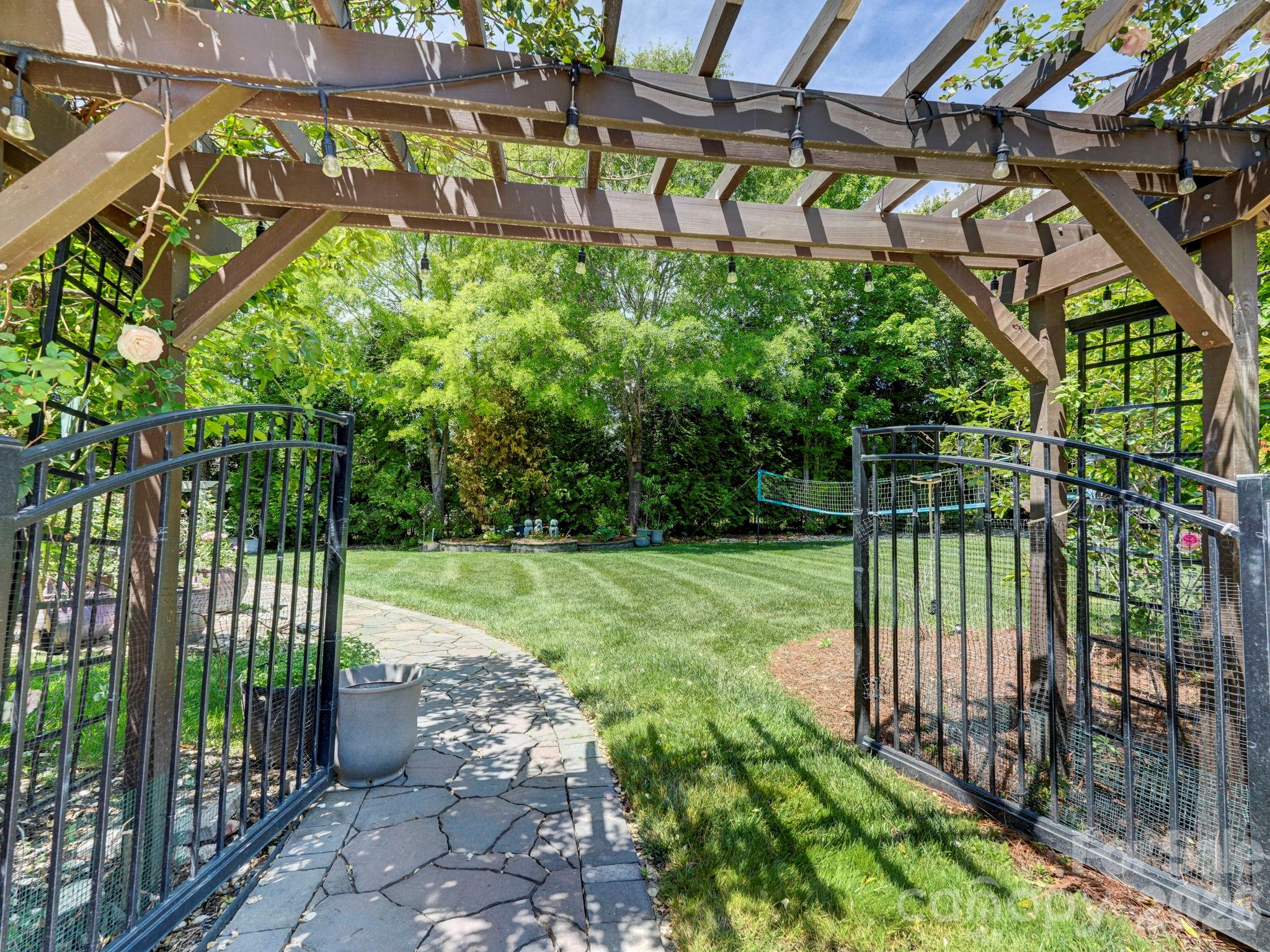 725 Wild Berry Court Property Photo 2