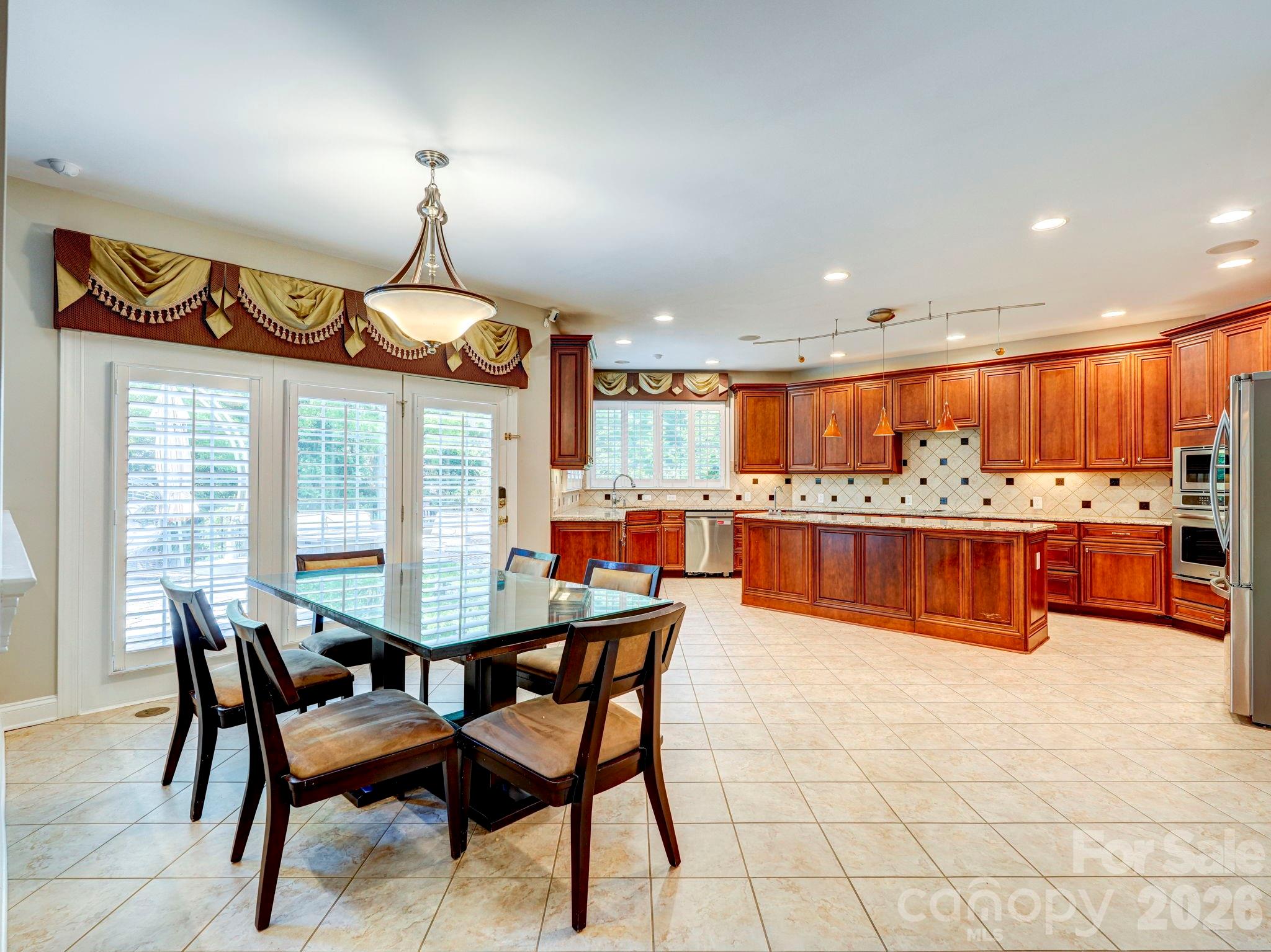 725 Wild Berry Court Property Photo 22
