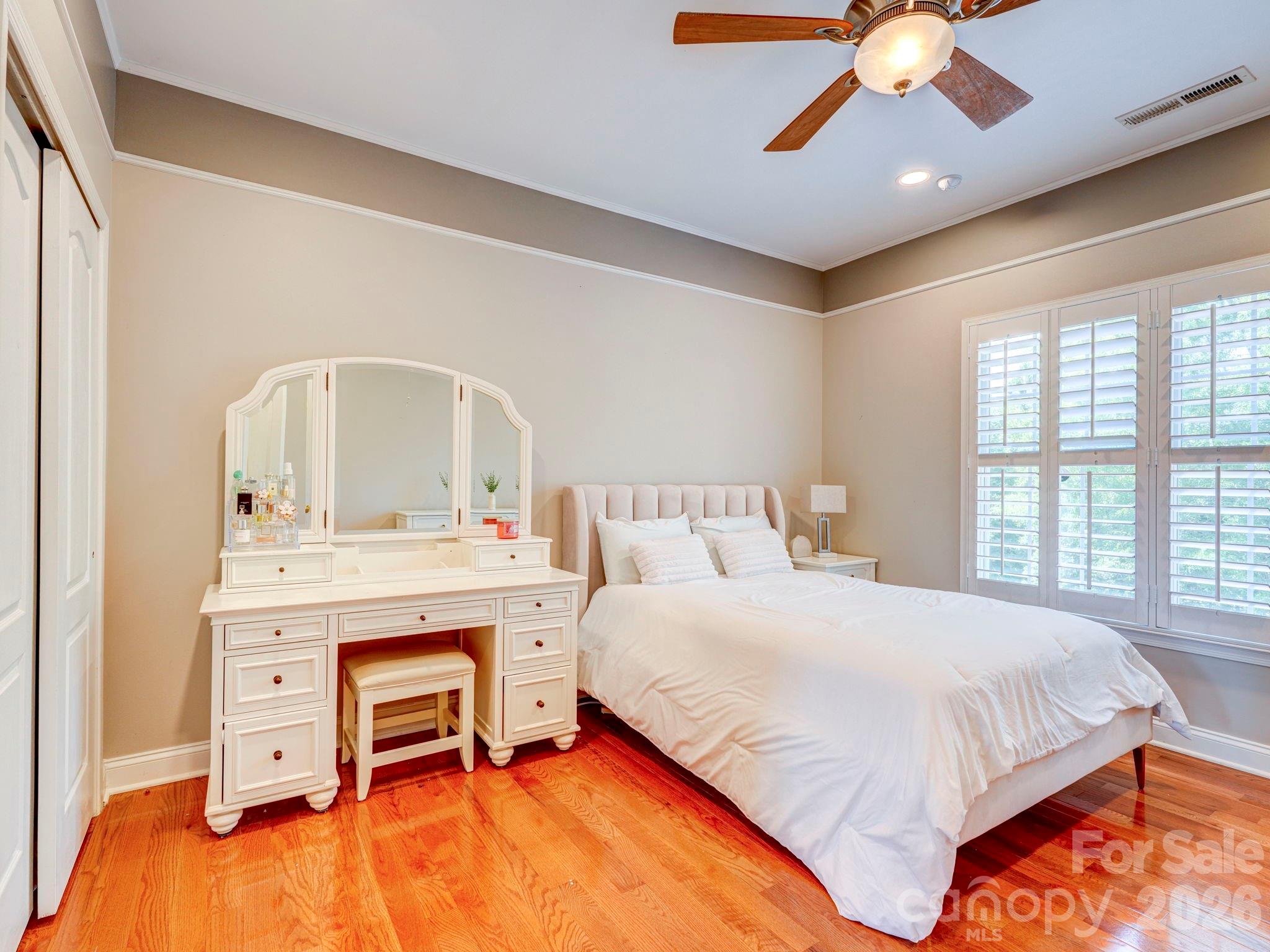 725 Wild Berry Court Property Photo 38