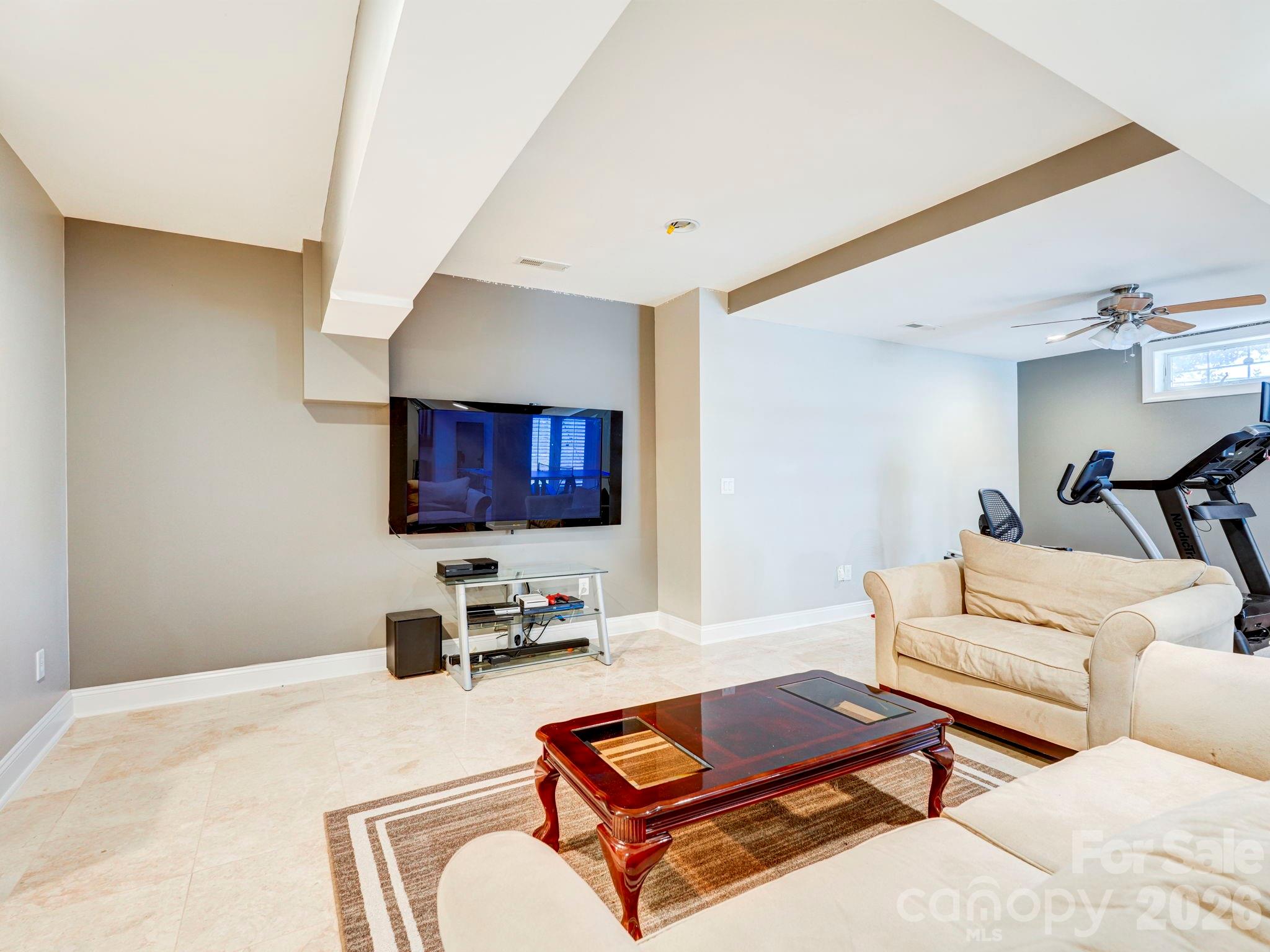 725 Wild Berry Court Property Photo 41
