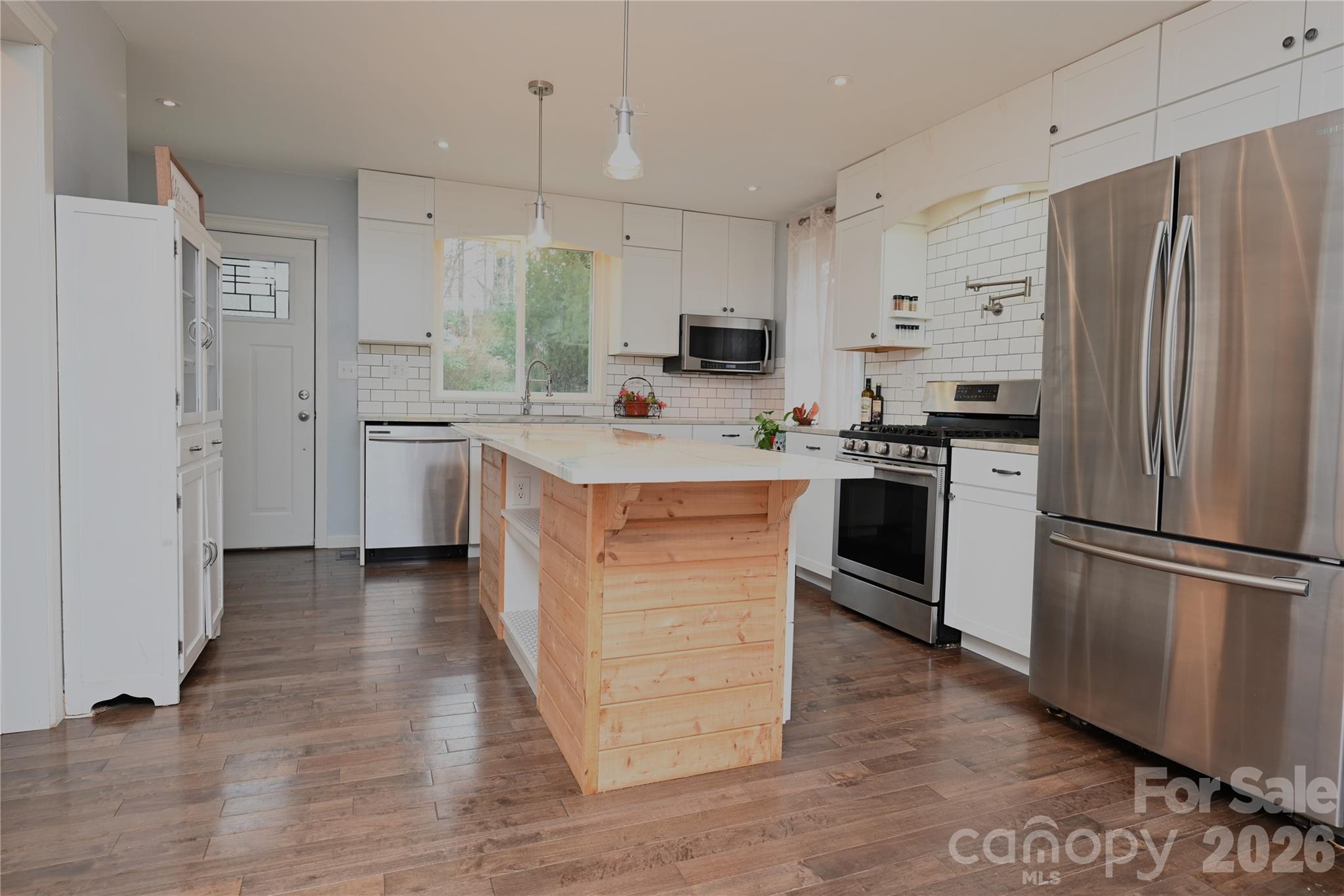 198 Clouse Lane Property Photo 8