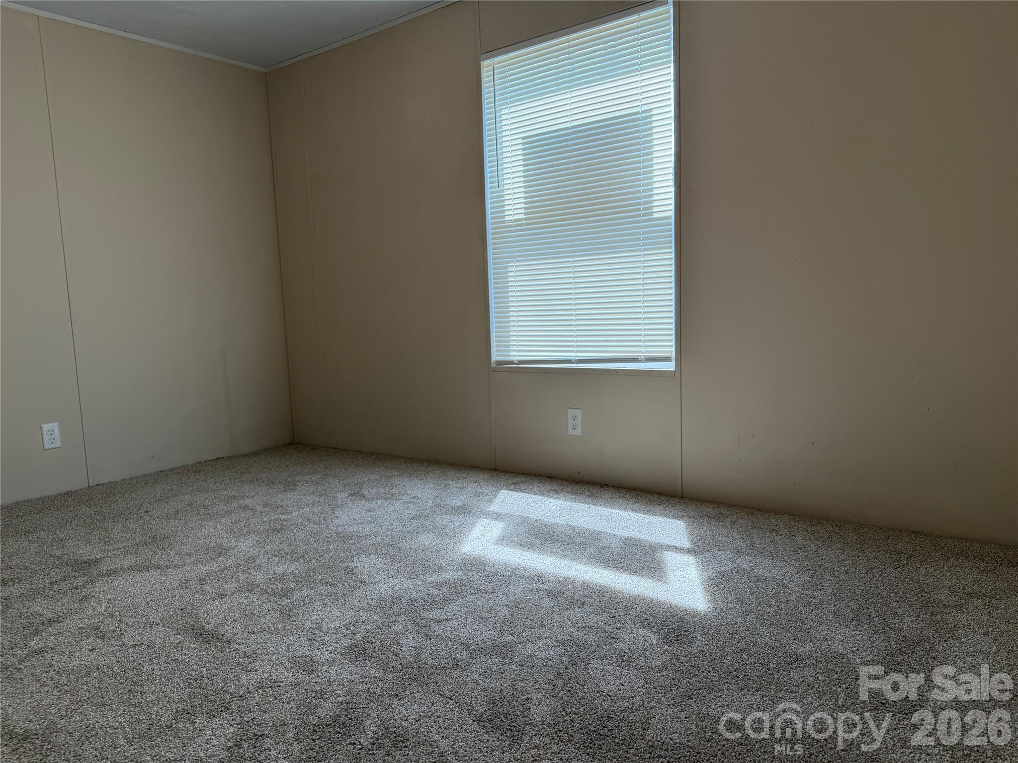273 Mcmillan Drive Property Photo 6