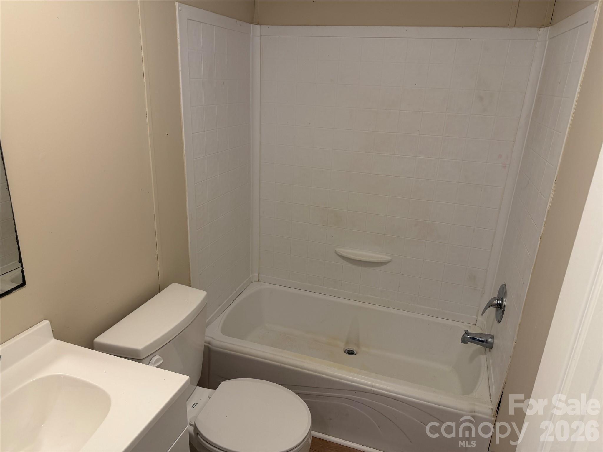 273 Mcmillan Drive Property Photo 7