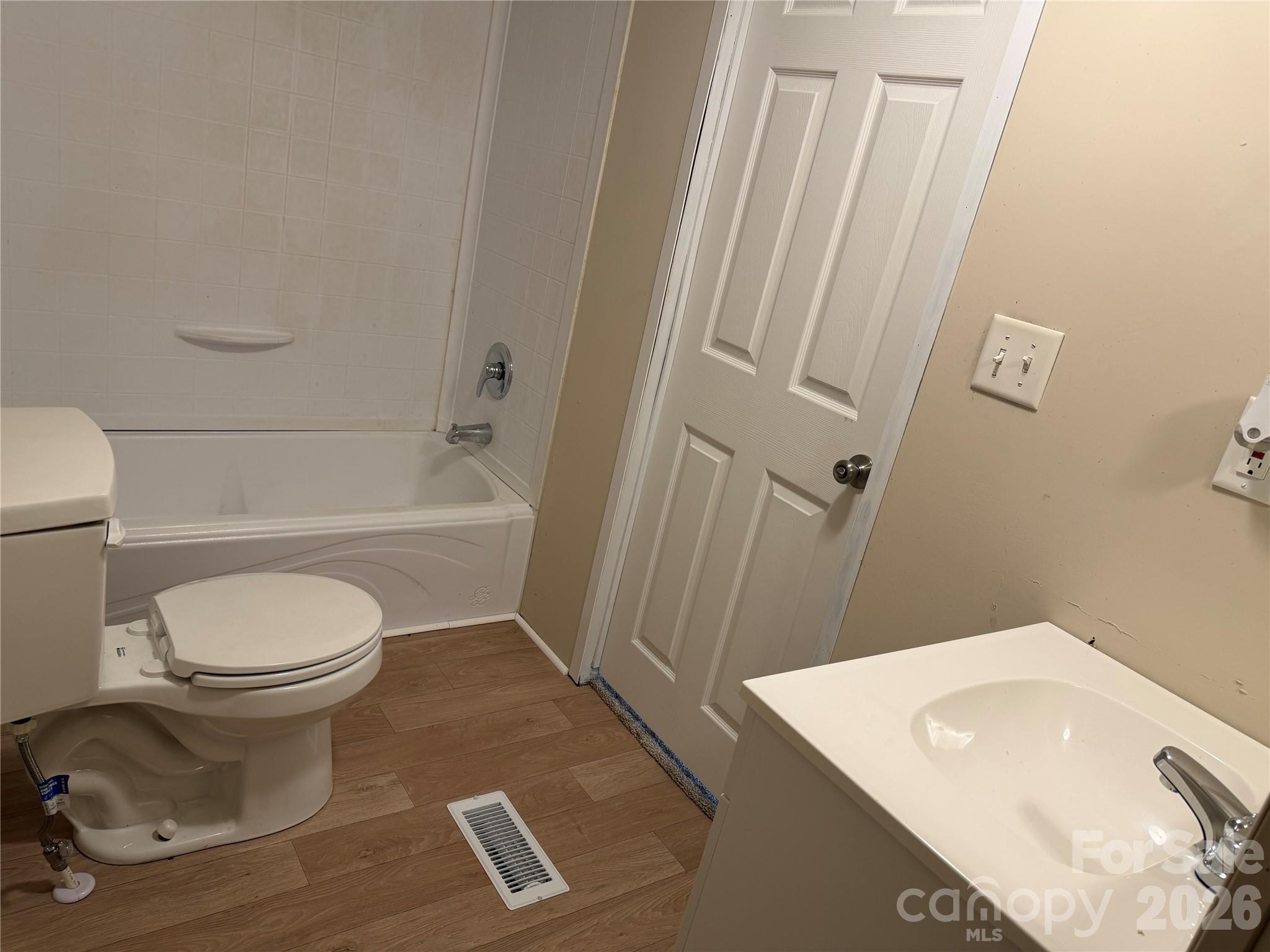 273 Mcmillan Drive Property Photo 15
