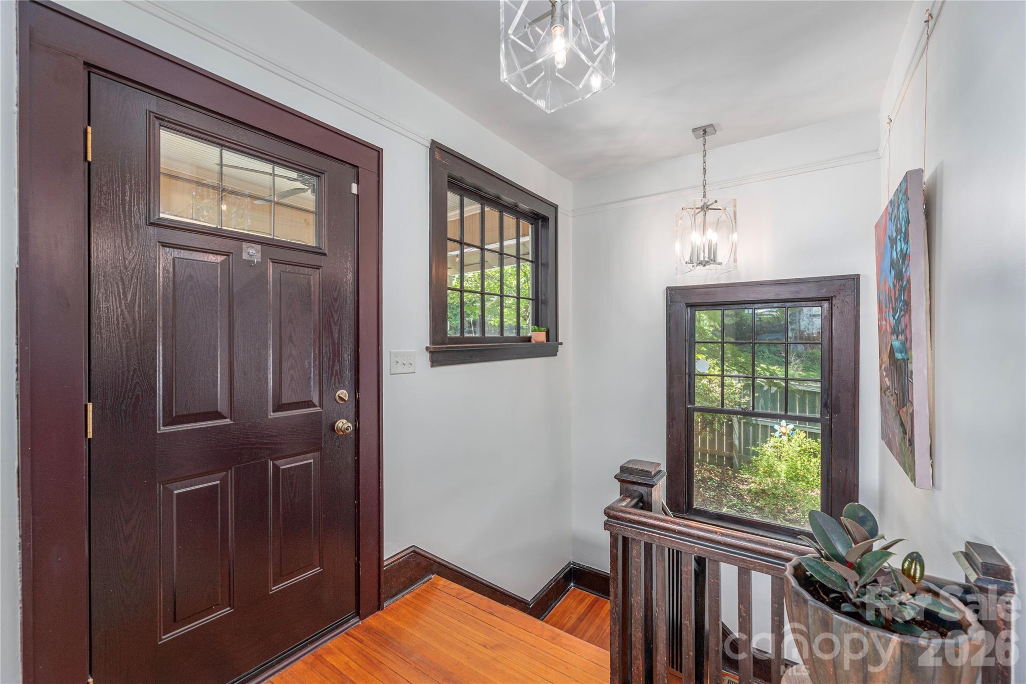 302 Hillside Street Property Photo 8