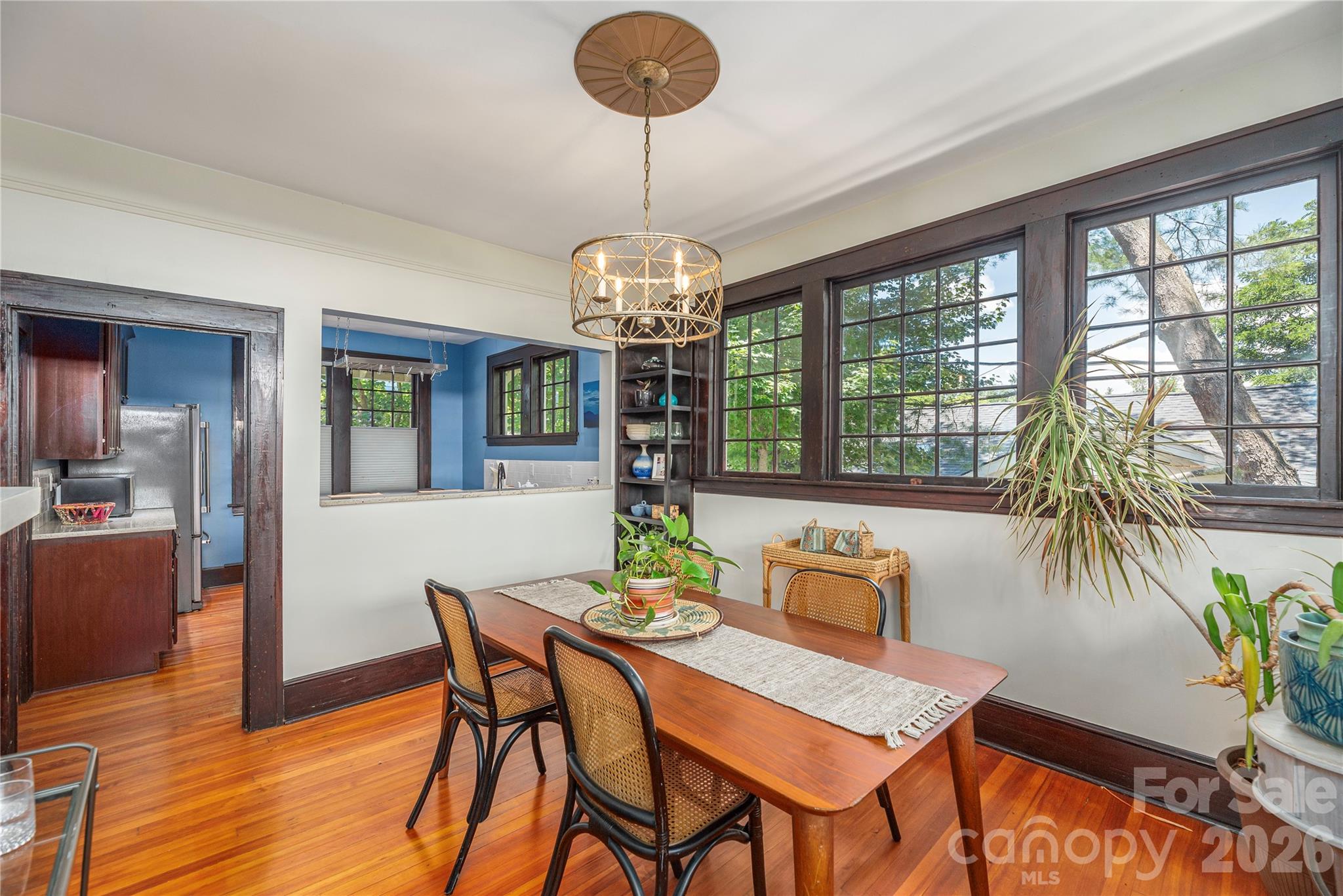 302 Hillside Street Property Photo 17